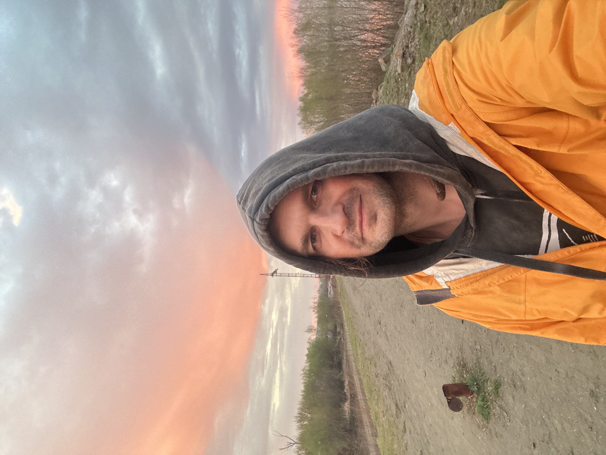 Dramatic sunset documented in multiple photos, videos in Biysk, Russia