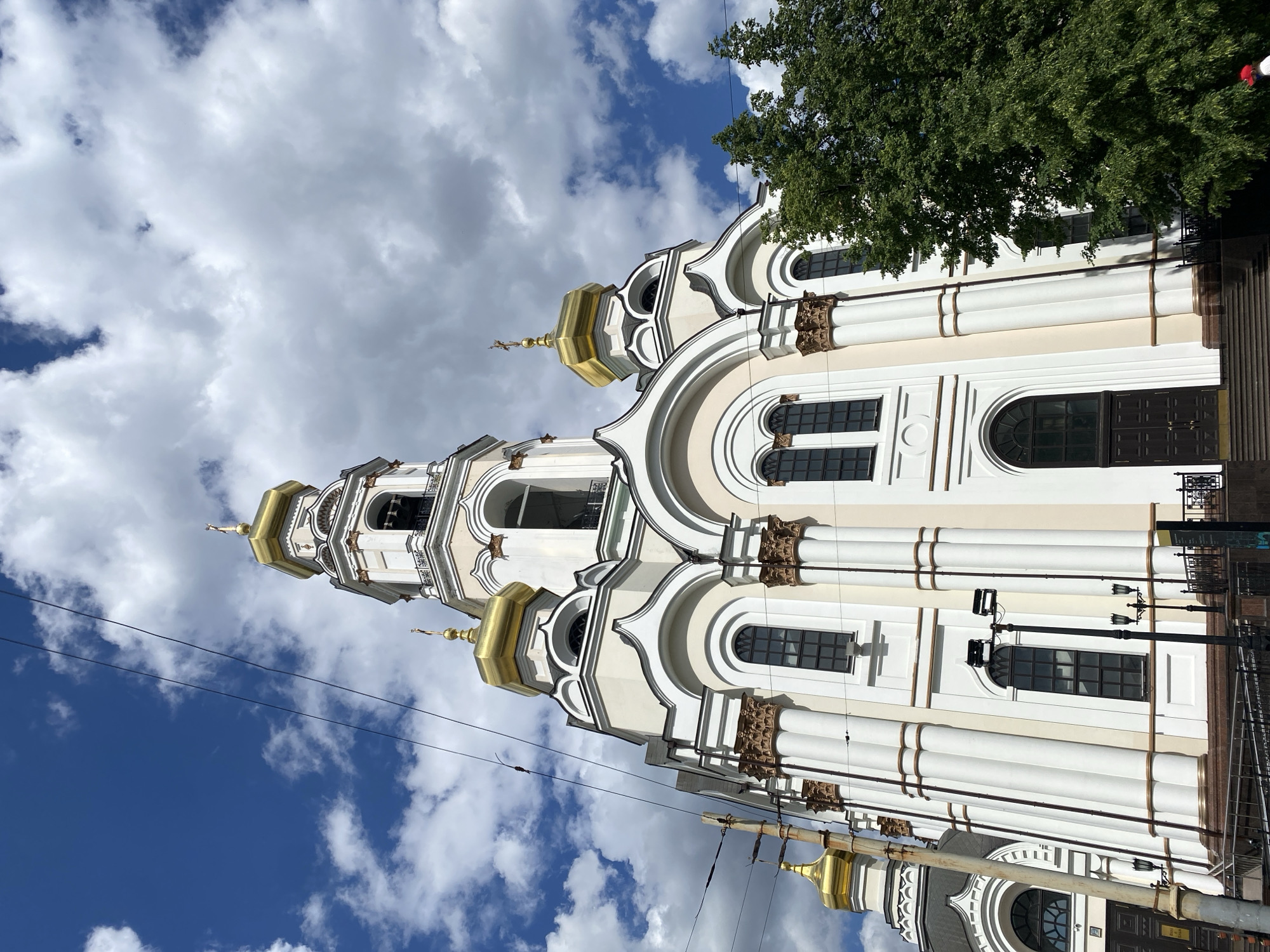 Morning photos capture Church on Blood's golden domes in Yekaterinburg