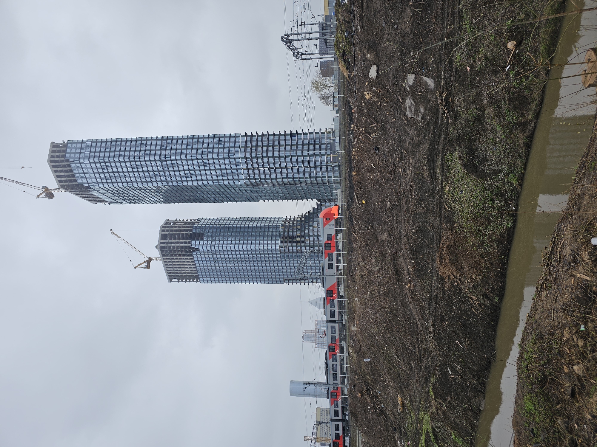 Easter preparations and construction activity observed in Khimki