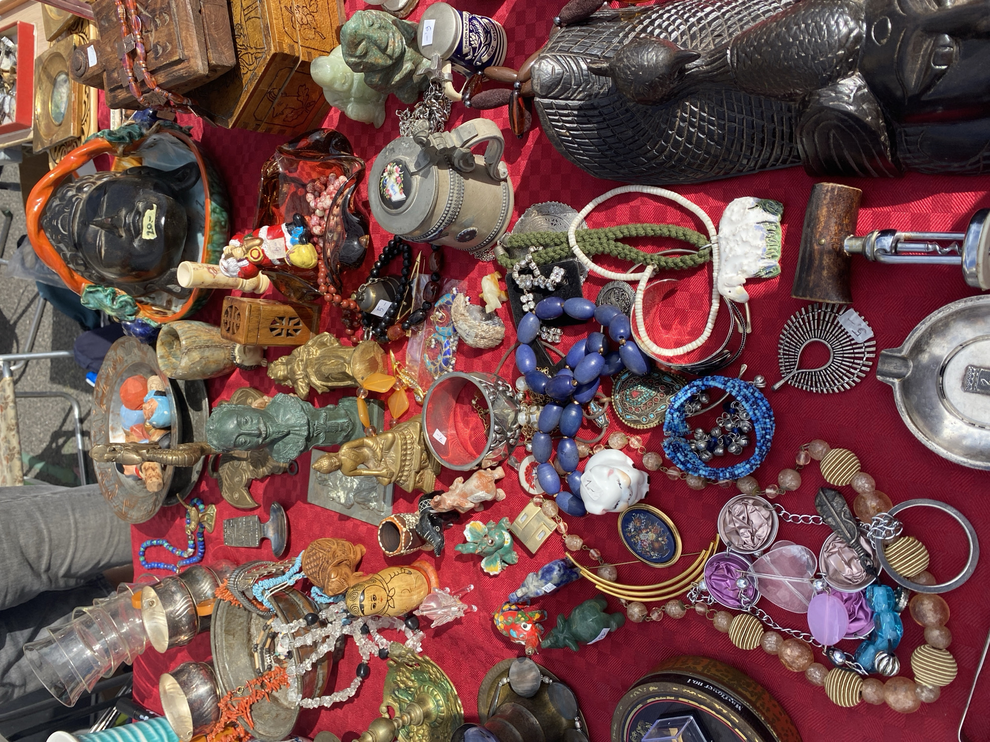Sunday flea market browsing in Vienna, antiques and collectibles on show