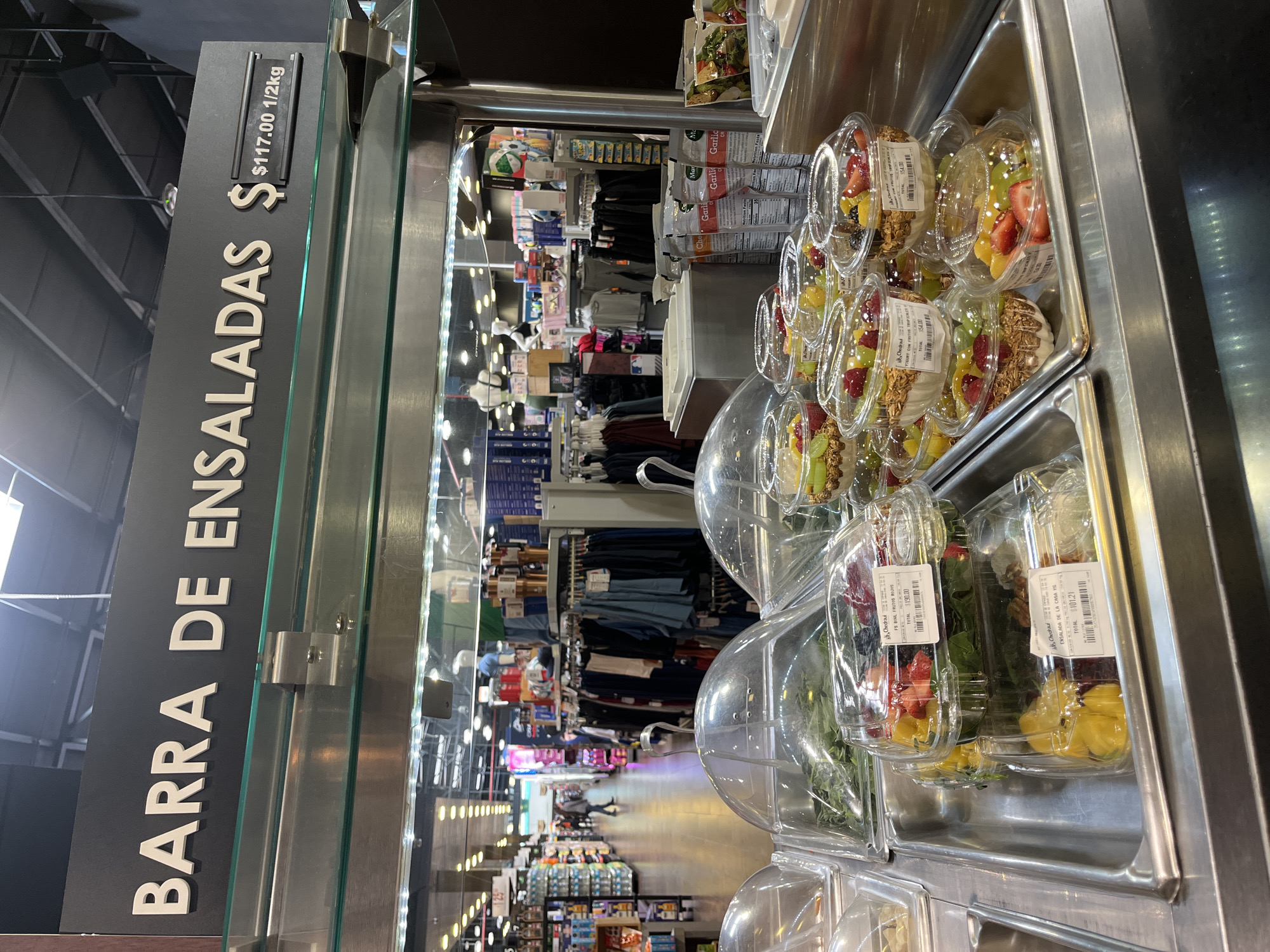 Store food service documented in San Bernardino Tlaxcalancingo