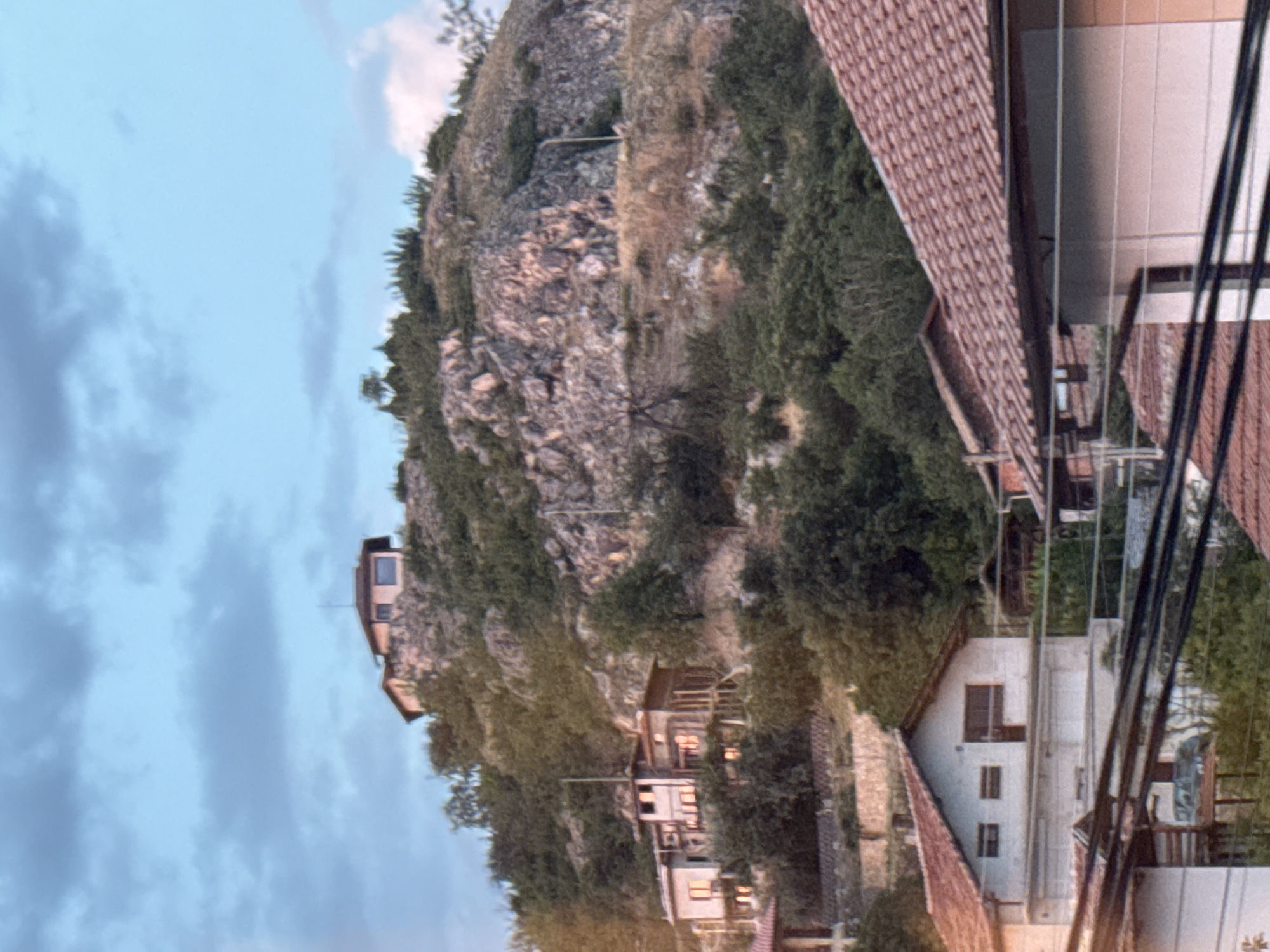 Residential and spiritual scenes documented in Ilindentsi, Bulgaria