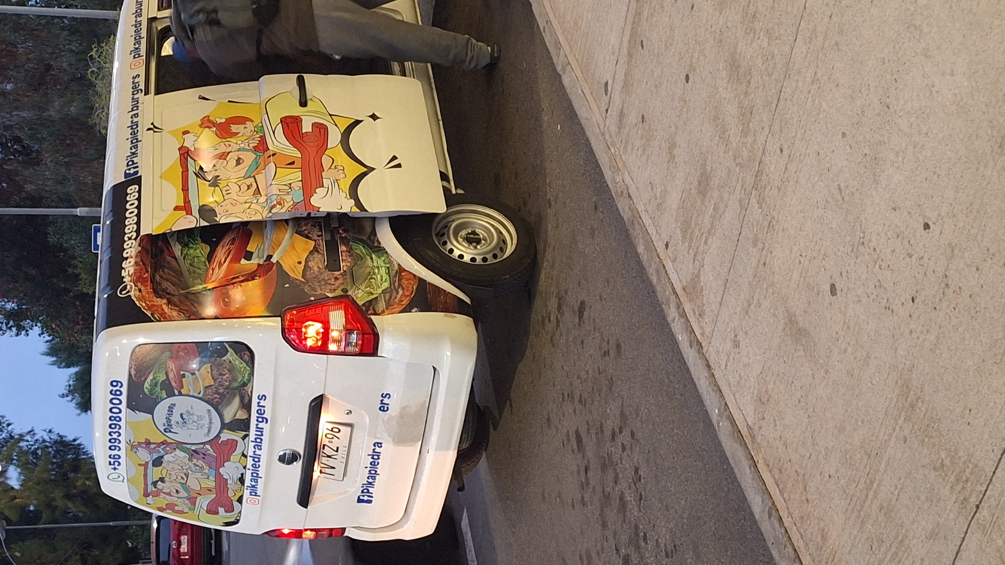 Flintstones burger truck spotted near Arica airport, Chile