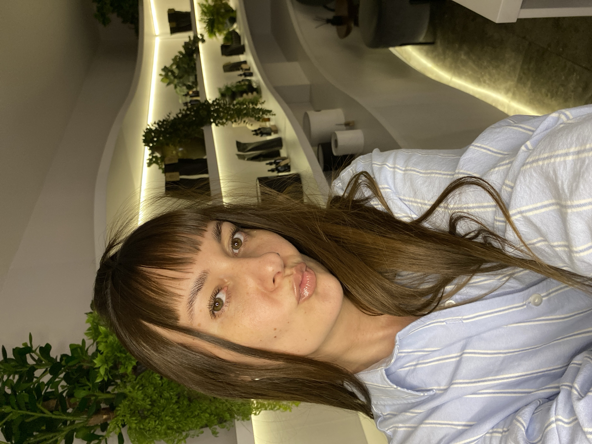 Woman takes multiple selfies in Votkinsk apartment over 9 minutes