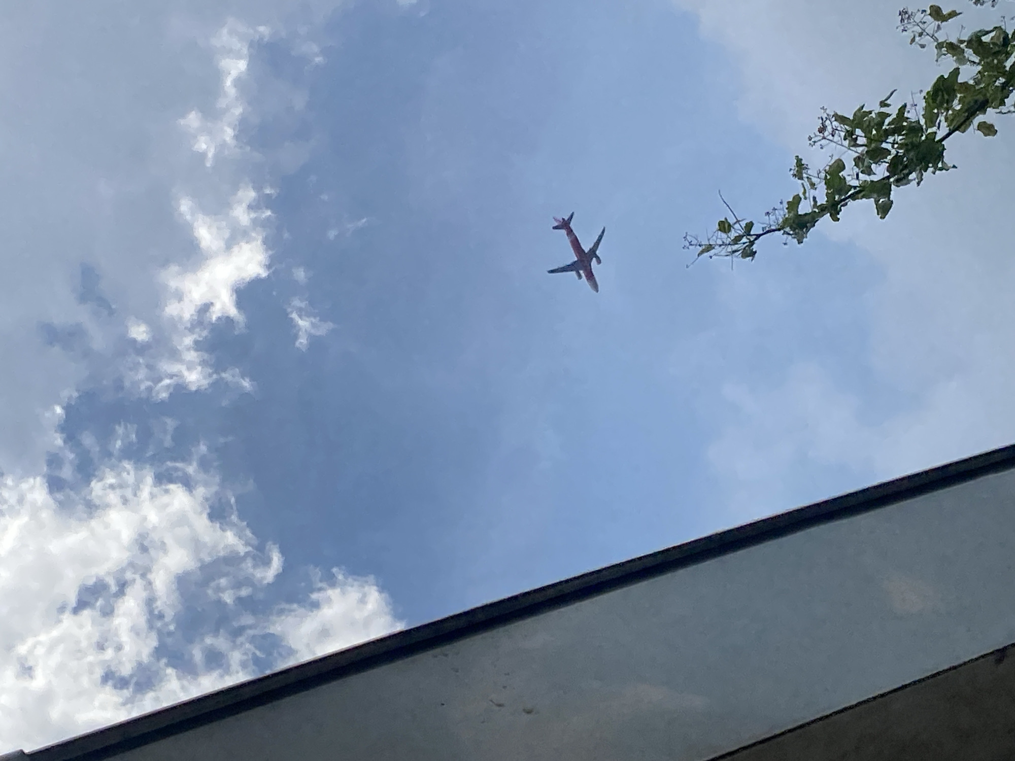 Aircraft and railway infrastructure documented in Bangkok