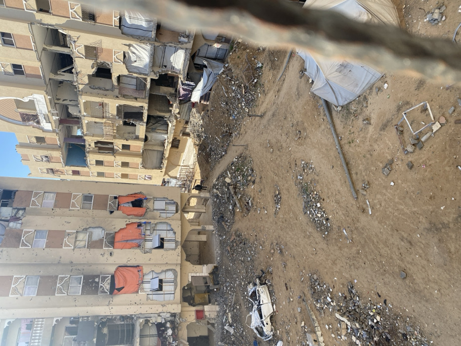 Witnesses document extensive urban damage in Khan Yunis