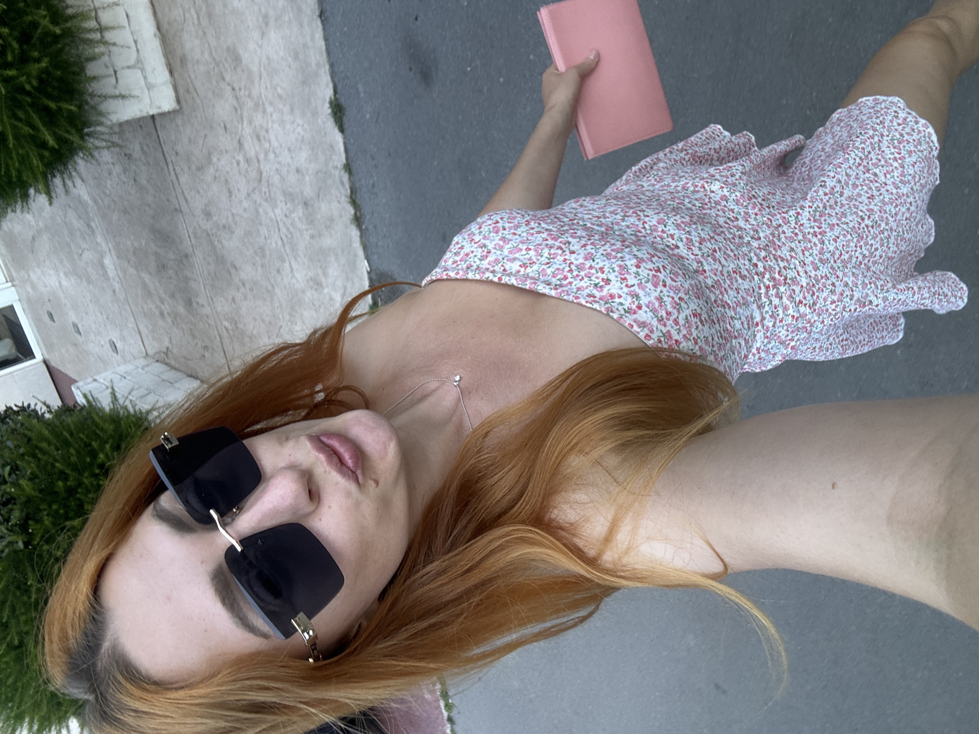 A lazy Budva afternoon: streets, selfies, and pets at home