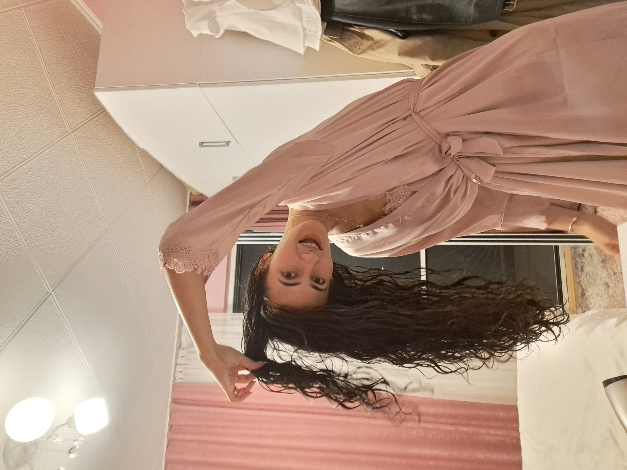 Woman's evening routine captured in Chepintsi home