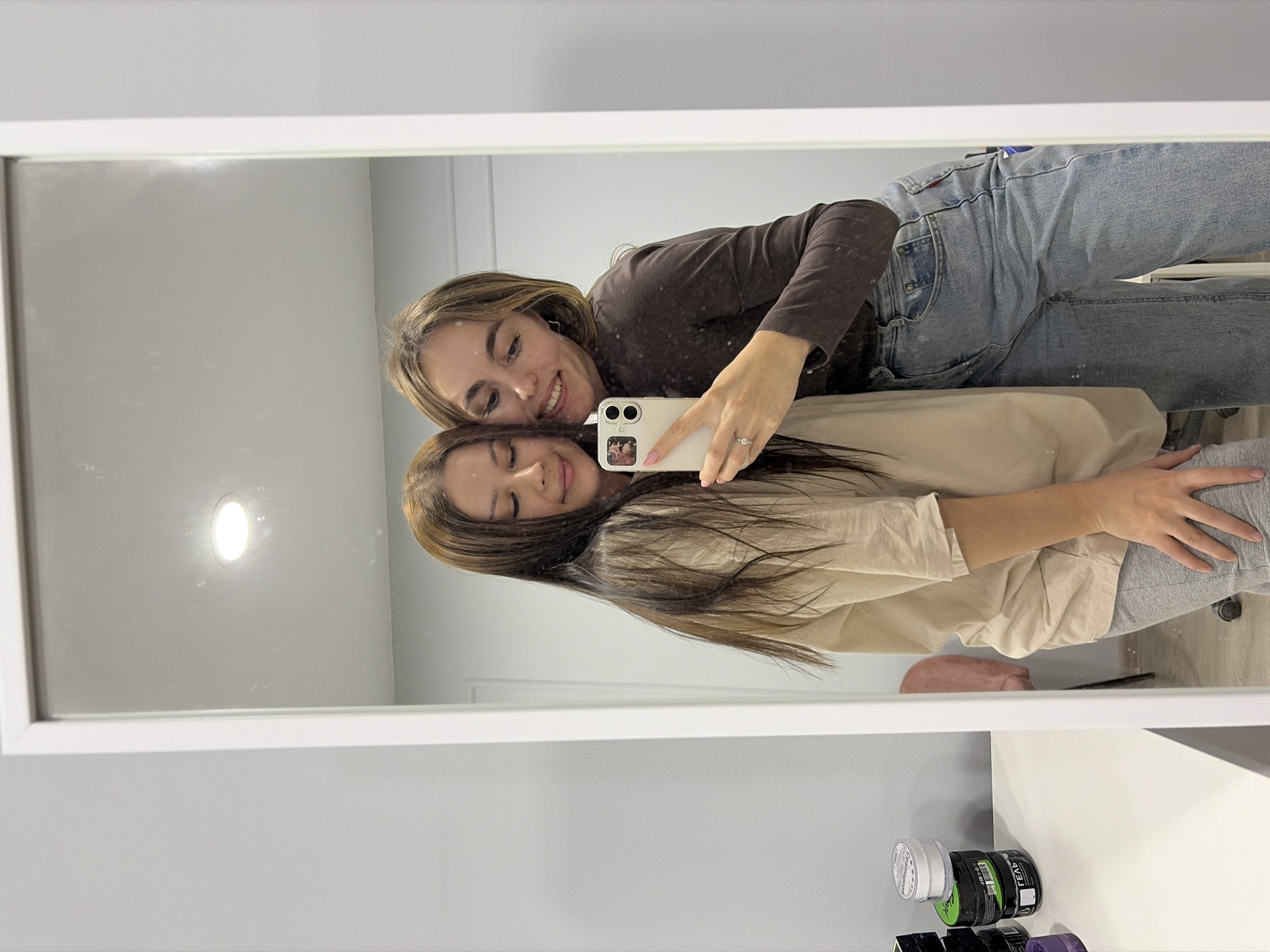 Nail salon session documented in Izhevsk, Russia