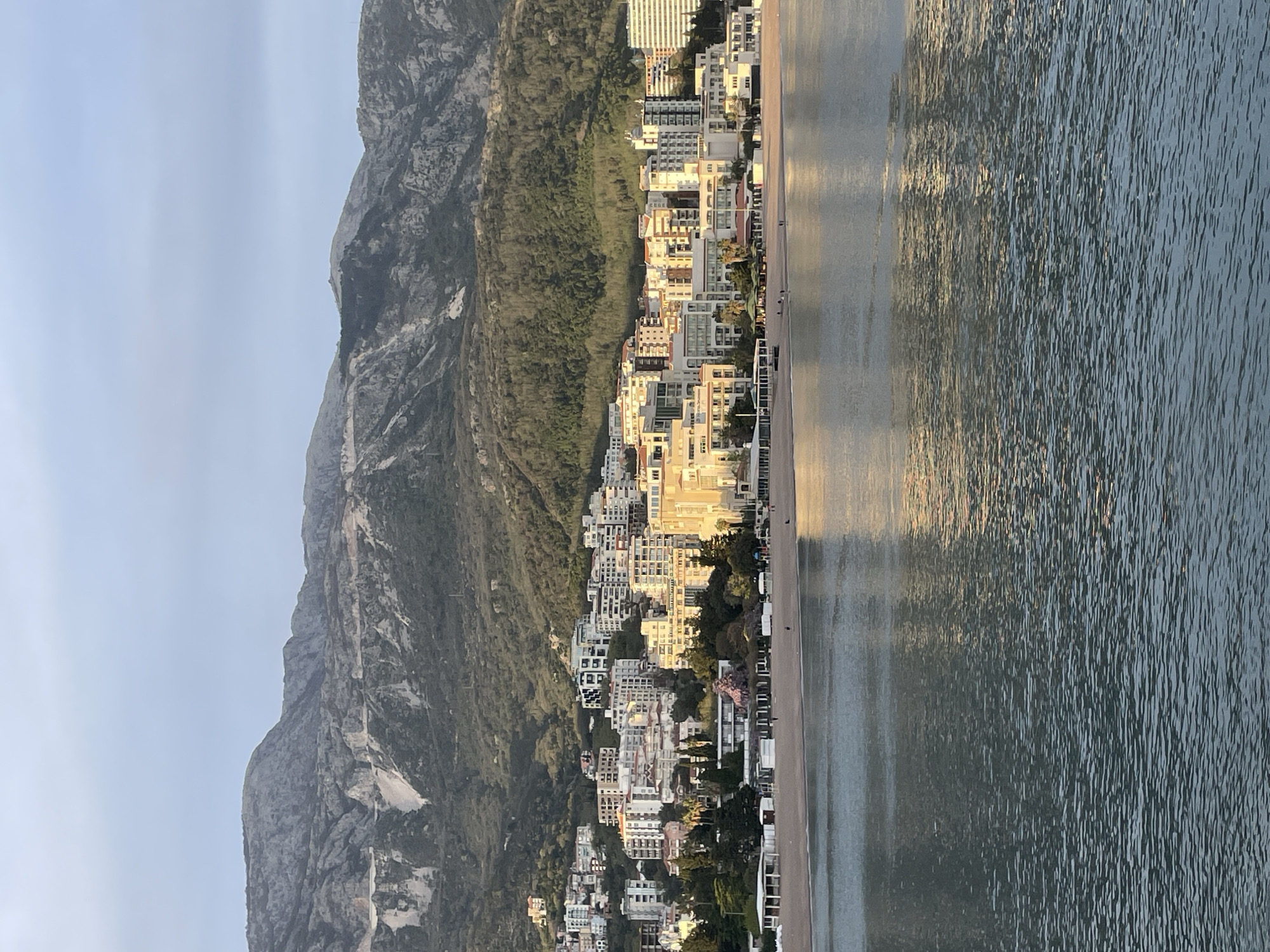 Coastal observations recorded across Budva-Bečići area during evening hours