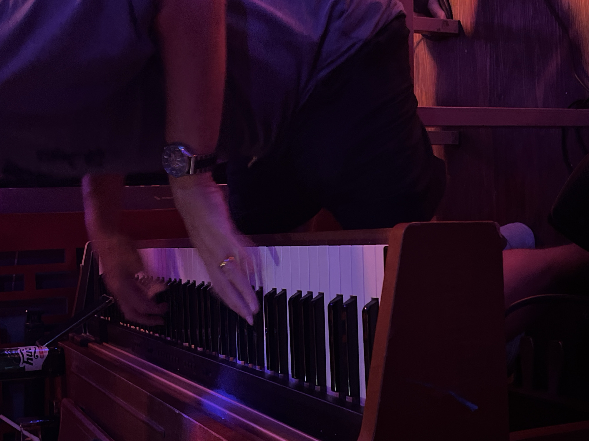 Musical performance featuring piano and vocals in Đà Nẵng