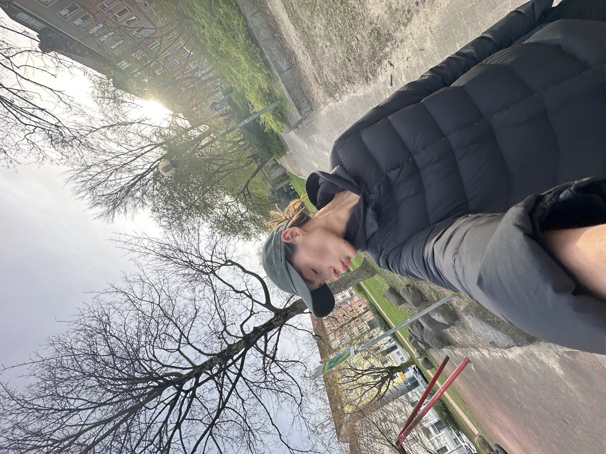 Person spotted at playground and street locations in Kiel