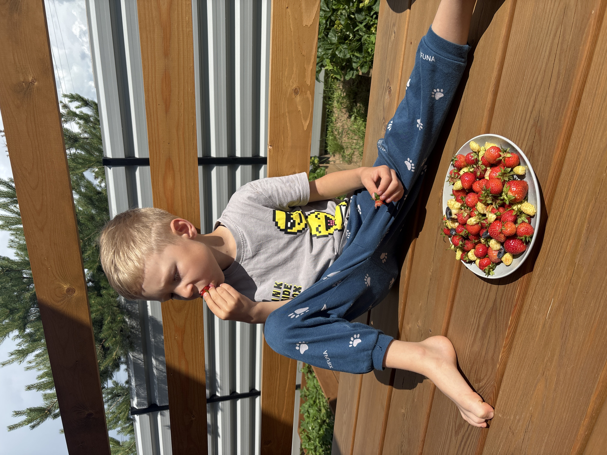 Family captures everyday moments in Chaikovsky, Russia