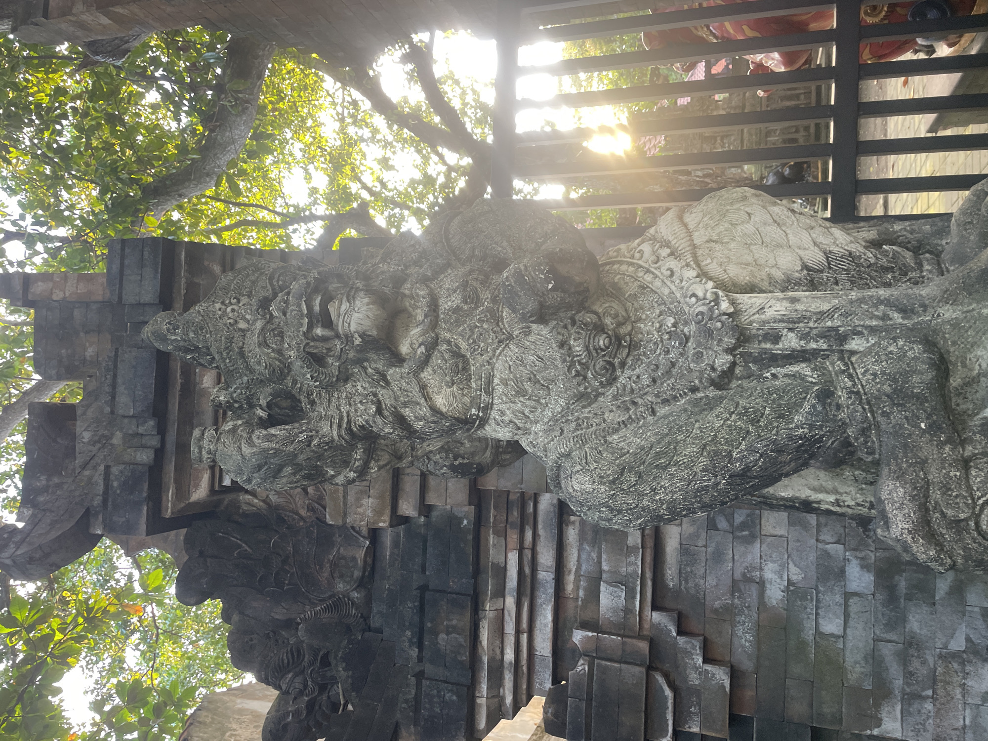 Morning visit to Pura Tanjung Sari temple in Denpasar documented