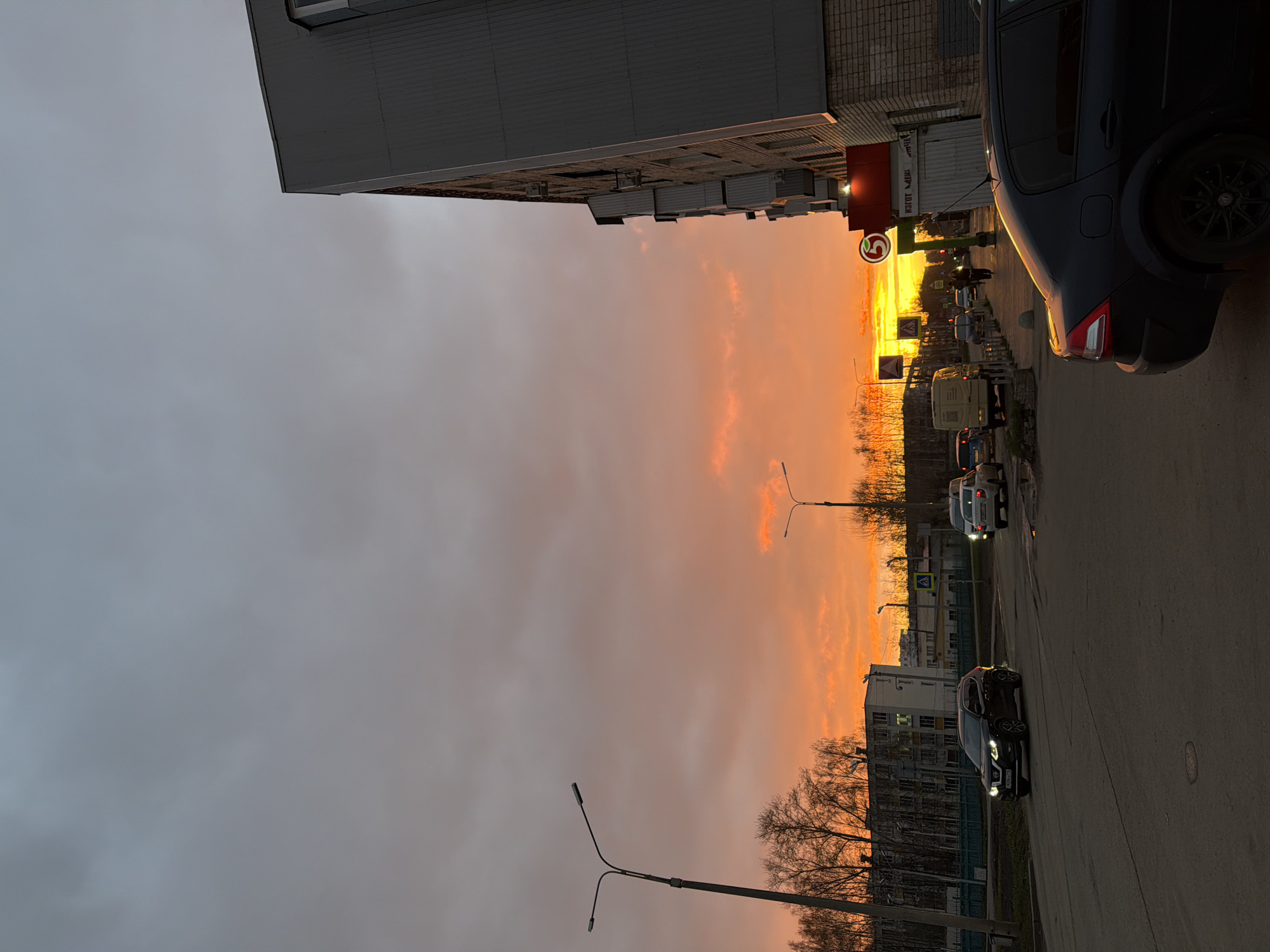 Dramatic sunset illuminates Naberezhnye Chelny streets with vibrant colors