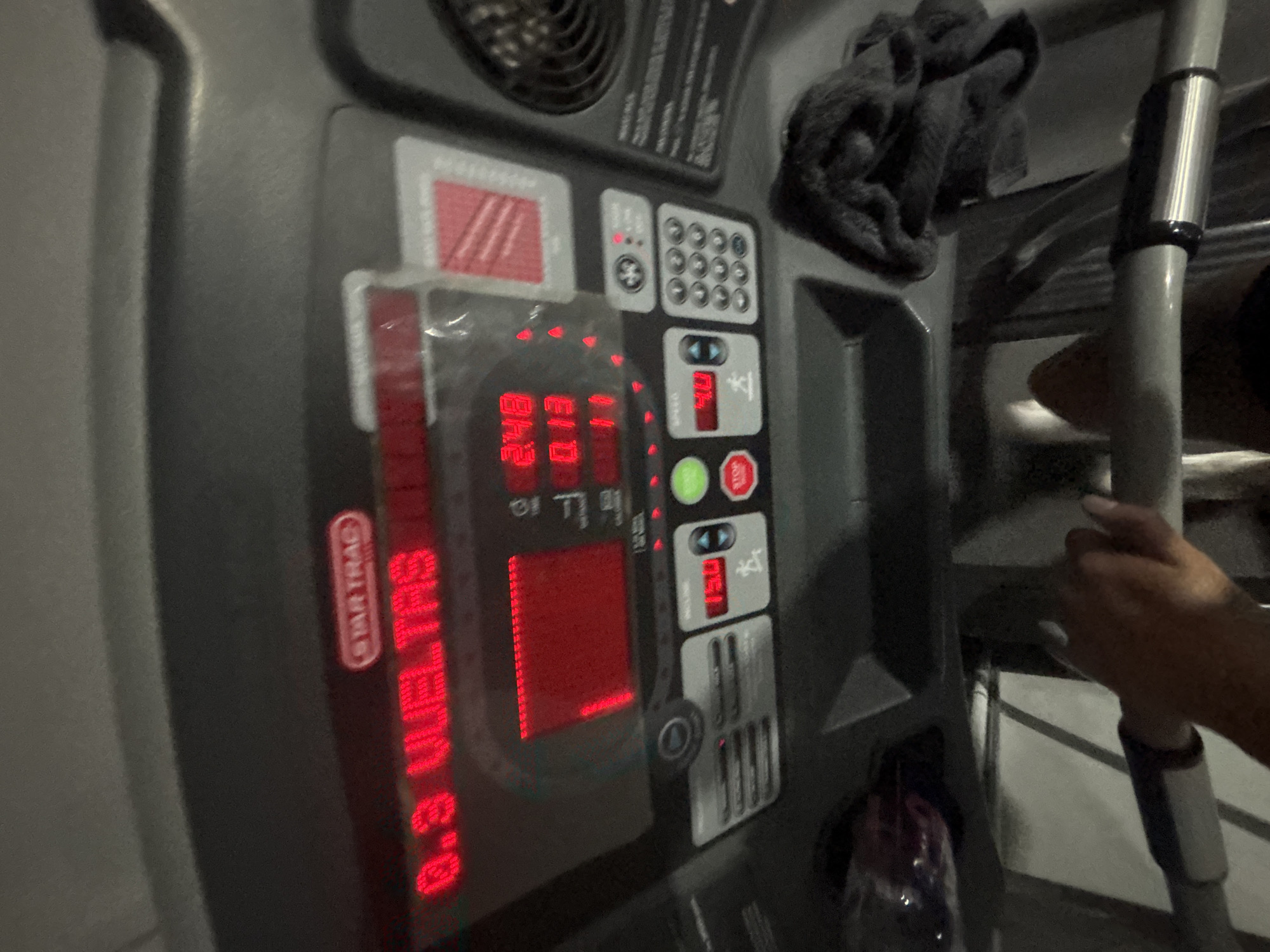 Gym equipment console photographed in San Andrés Cholula facility