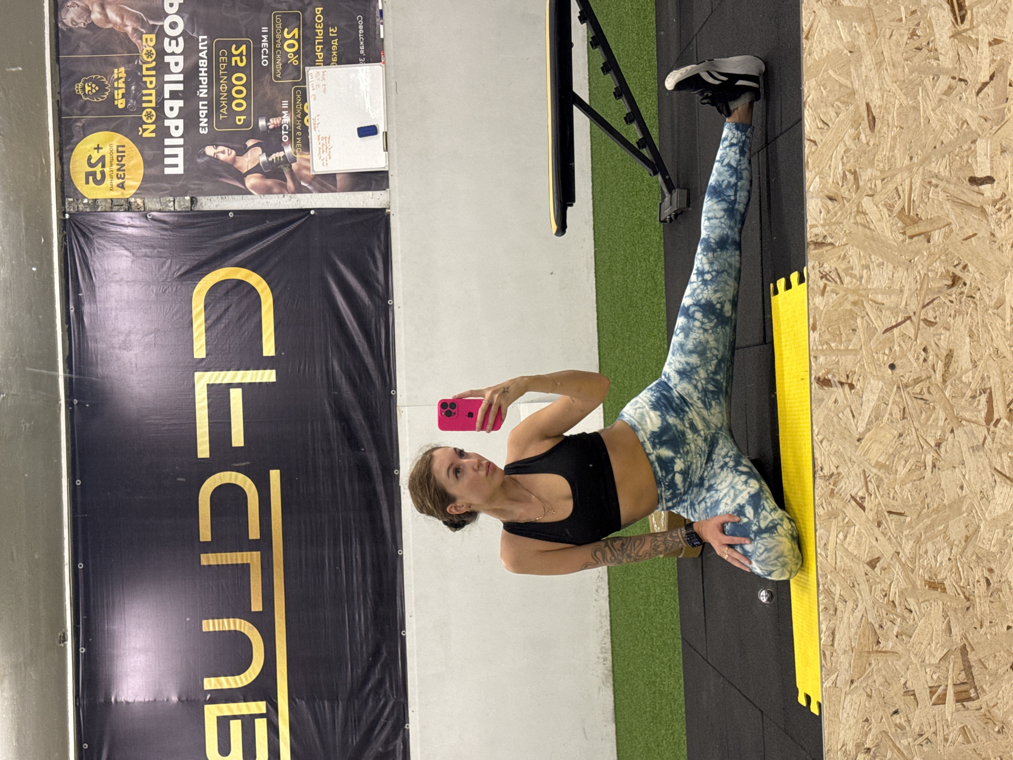 Fitness enthusiast documents workout session with #CarryChallenge hashtag