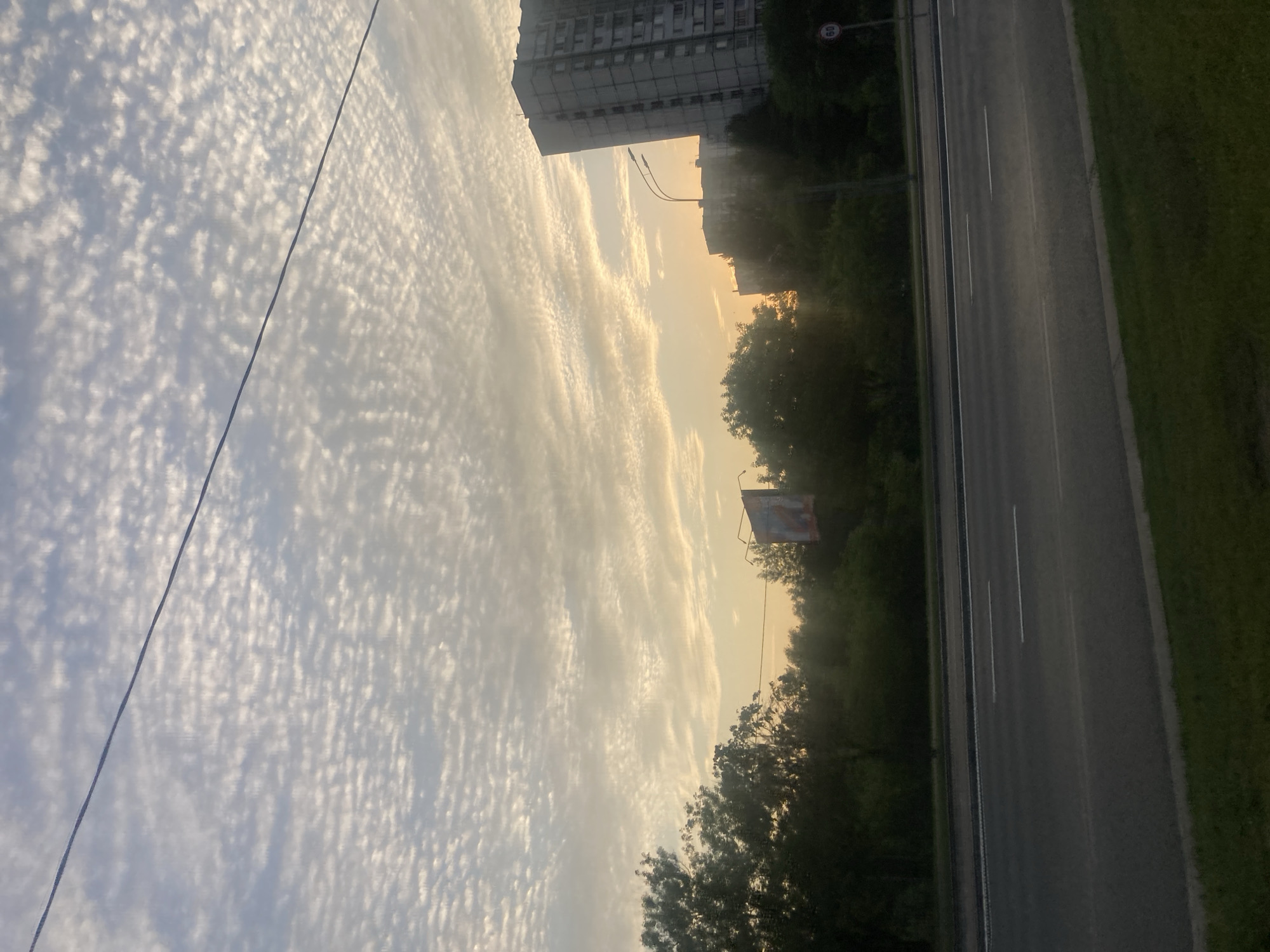Moscow evening documented through 30 photographs during golden hour