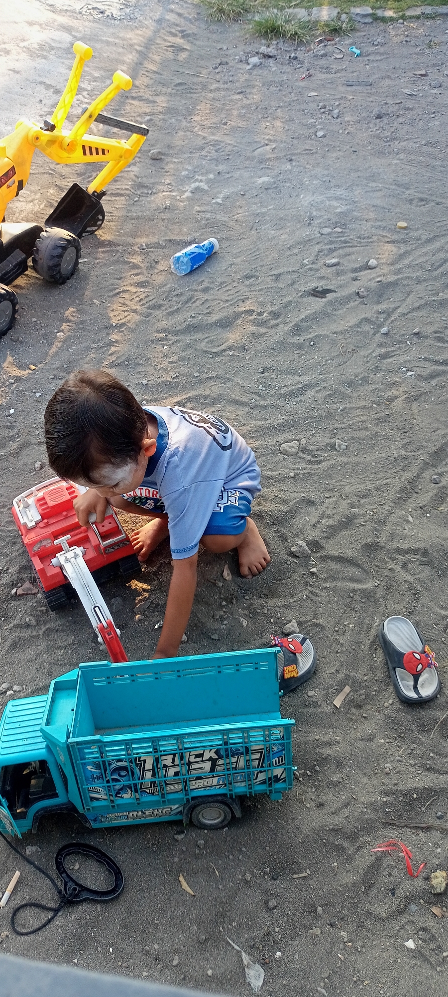 Morning routines and street life in Gempolklutuk, Indonesia