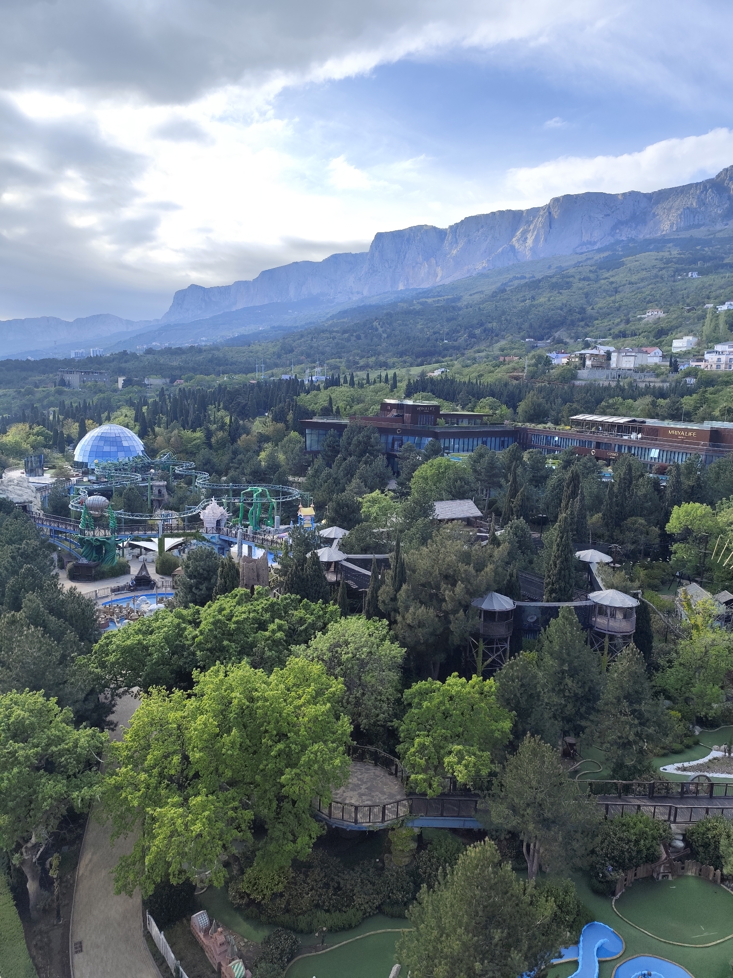 Witness documents Simeiz cityscape views from elevated positions