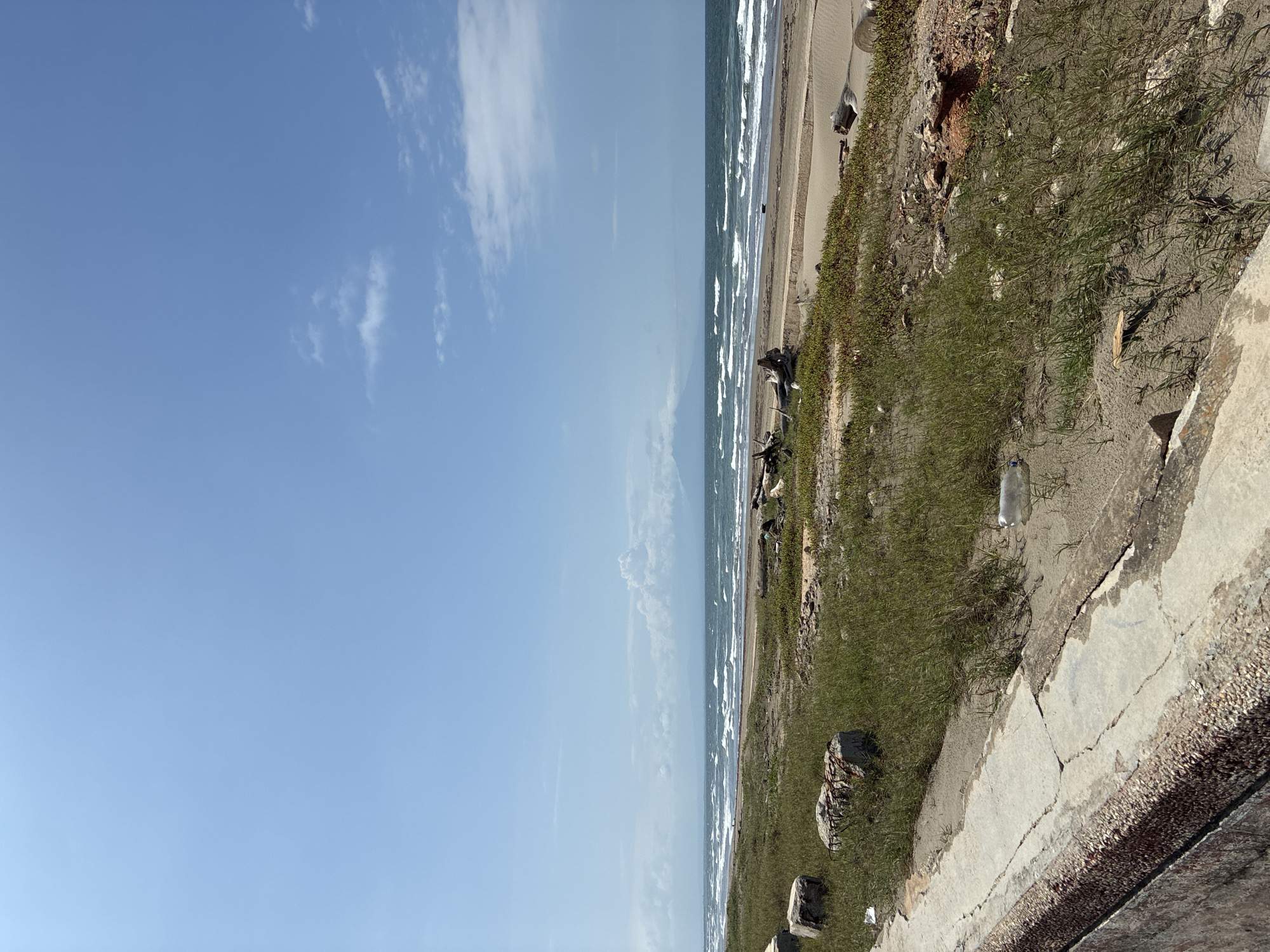 Coastal scenes and construction sites documented in Coatzacoalcos