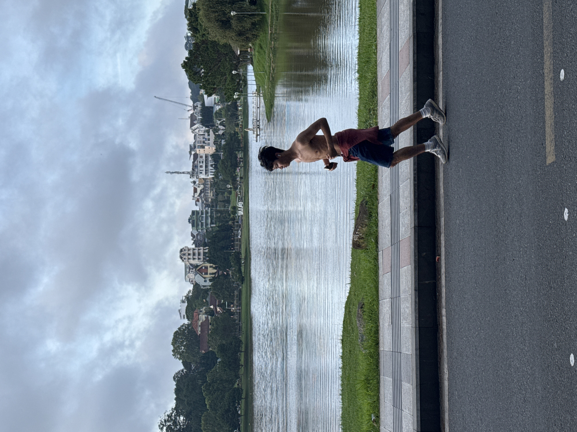Evening exercise activity recorded around Da Lat's Xuan Huong Lake