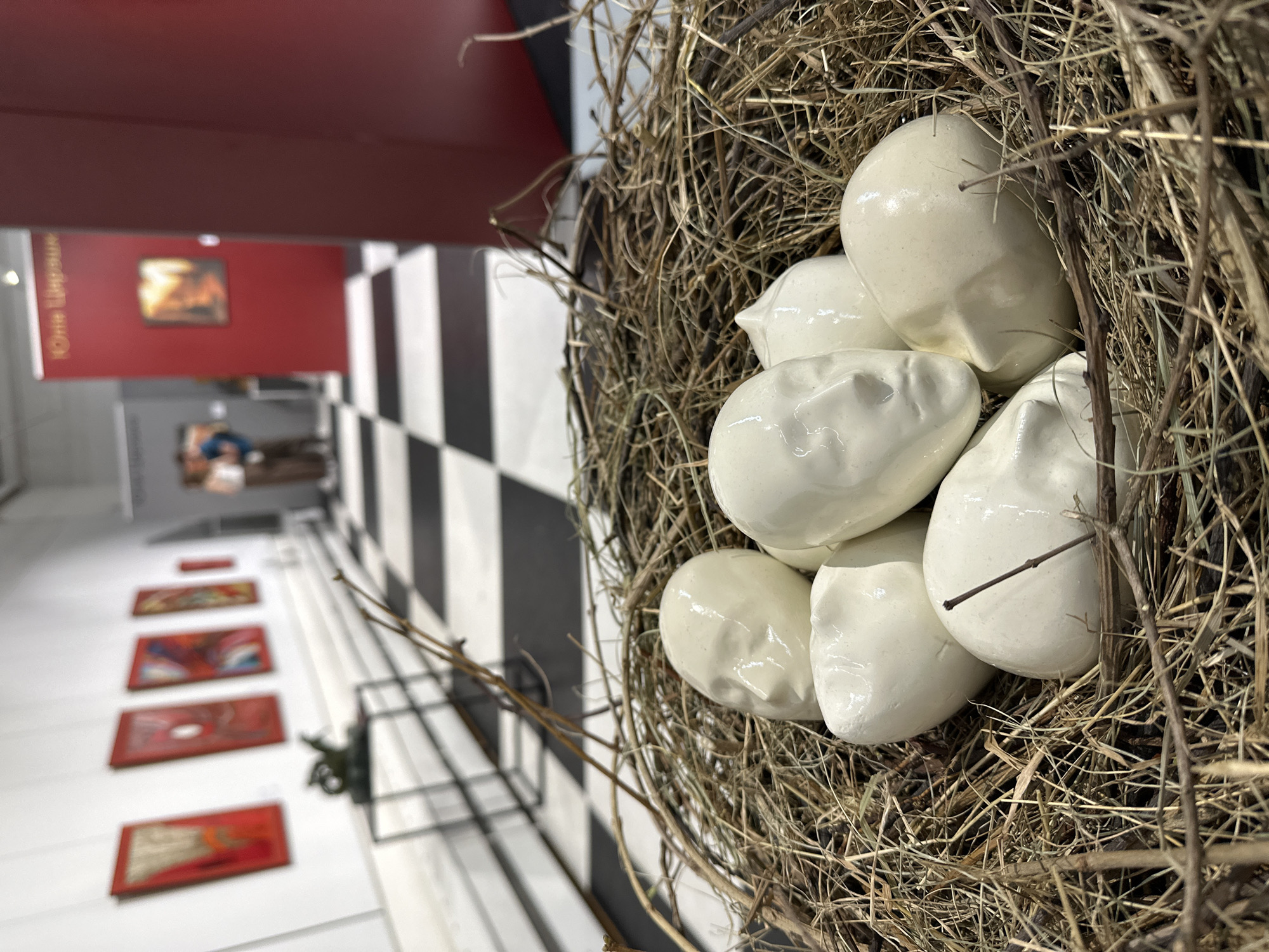 Art exhibition documented at Minsk gallery features diverse contemporary works