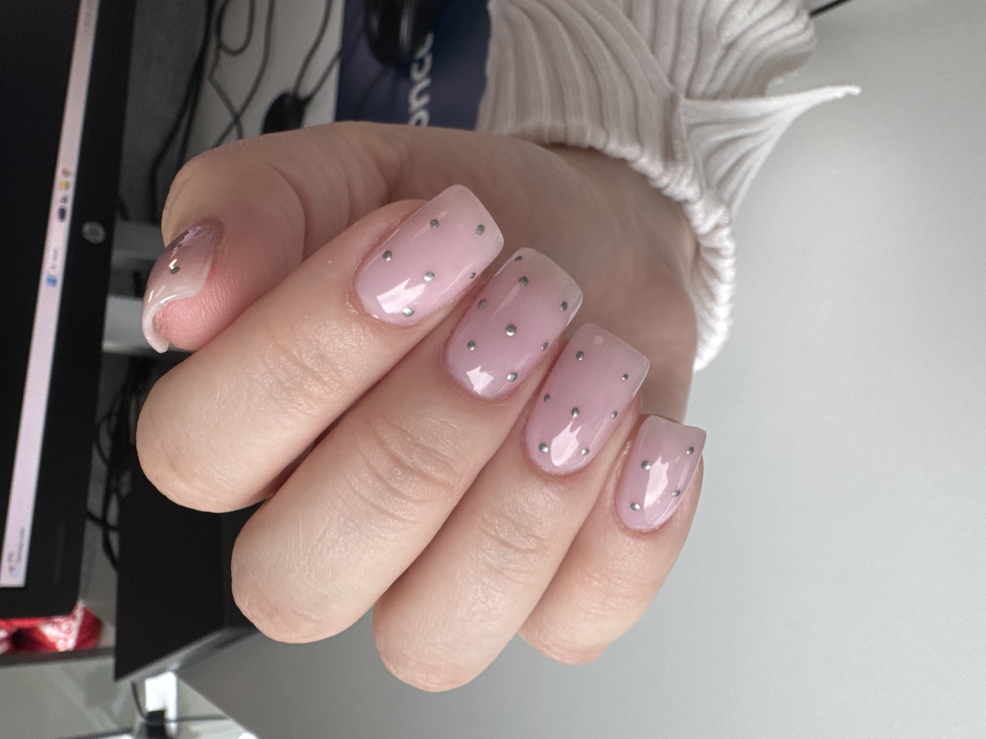 Tallinn morning: nail art and construction work