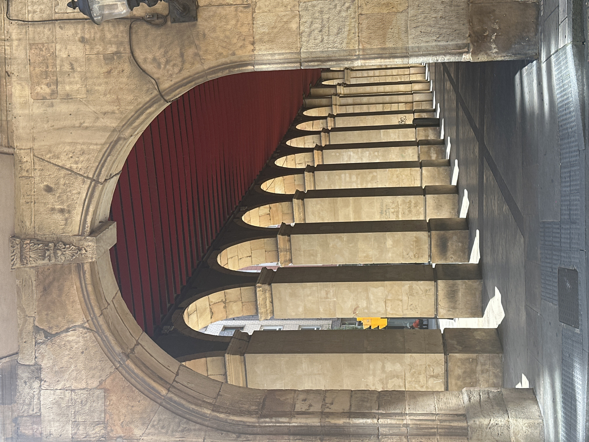 Witness documents 10-minute architectural walking tour through Gijón, Spain