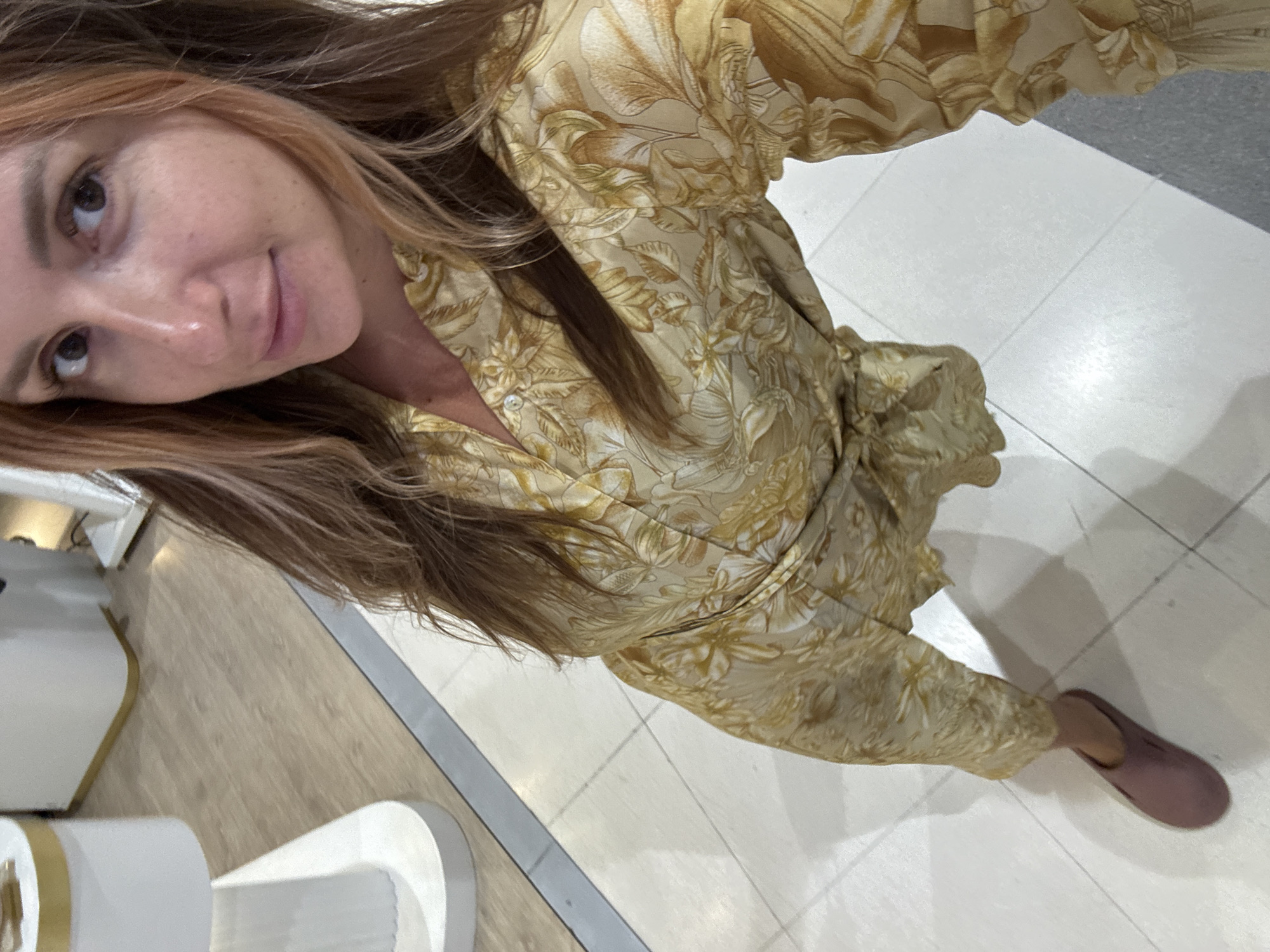 A casual morning browsing a shopping mall