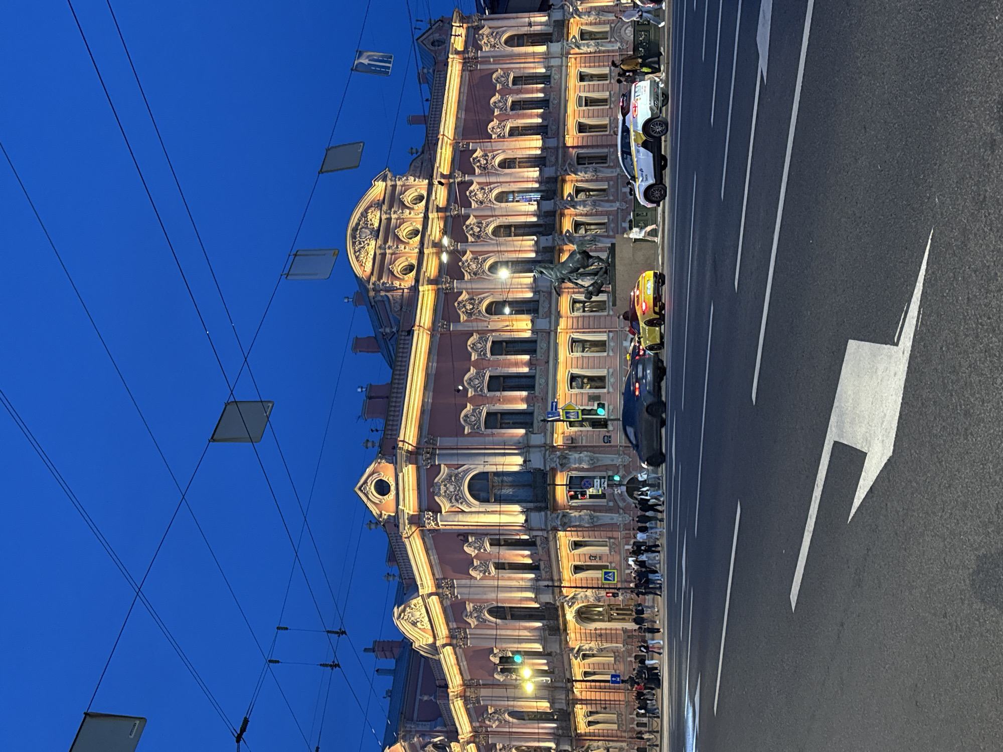 Dusk stroll through Saint Petersburg's historic center and canals