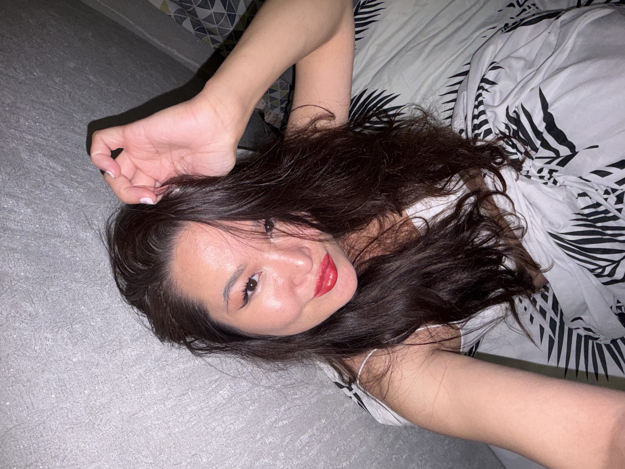 Casual bedroom portrait session in Chaikovsky, Russia