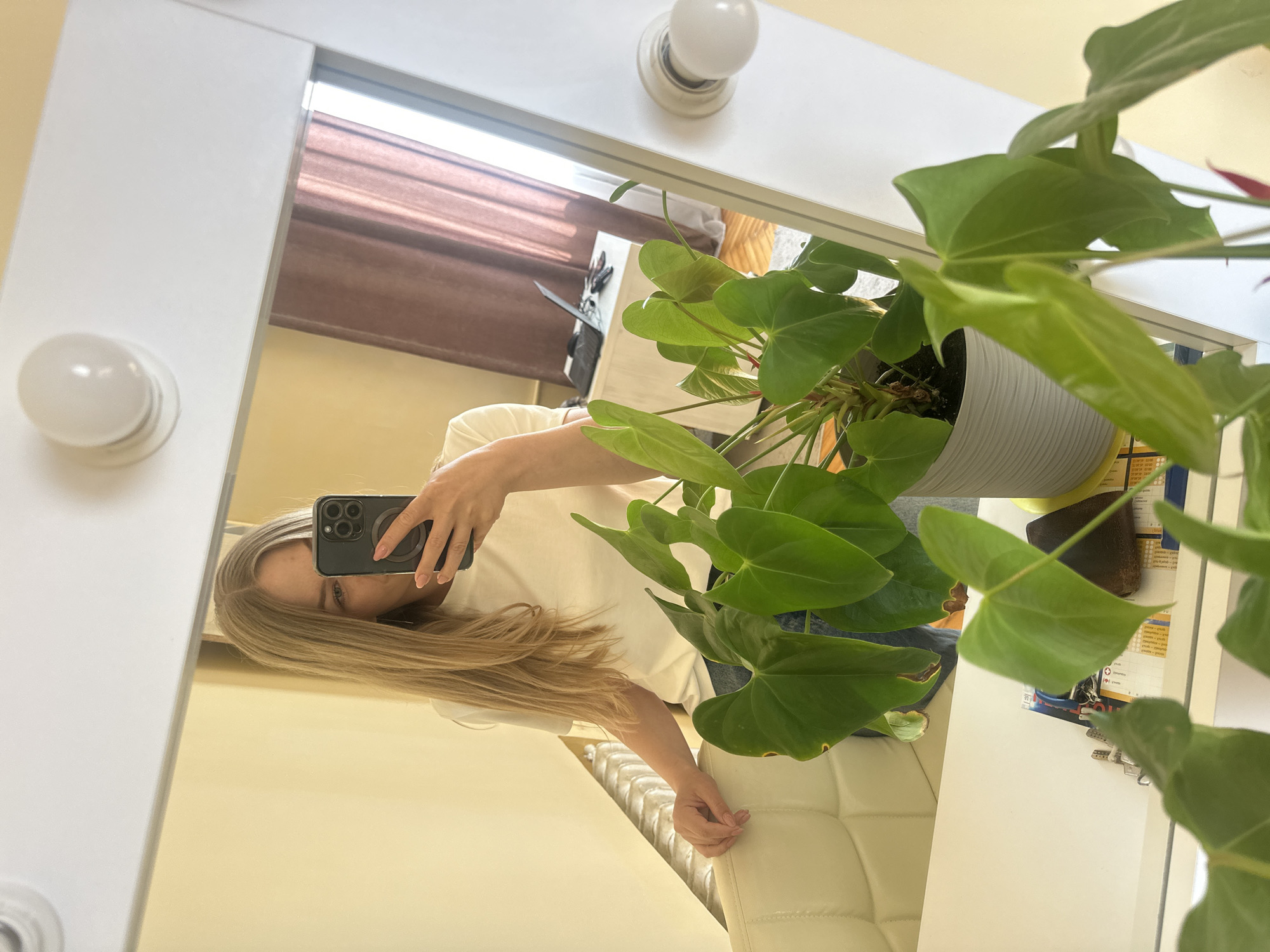 Everyday moments with cats, selfies, food documented in Ternopil