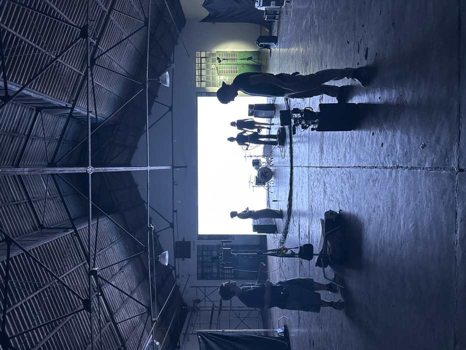 Woman spotted in Buenos Aires warehouse with LED screen setup