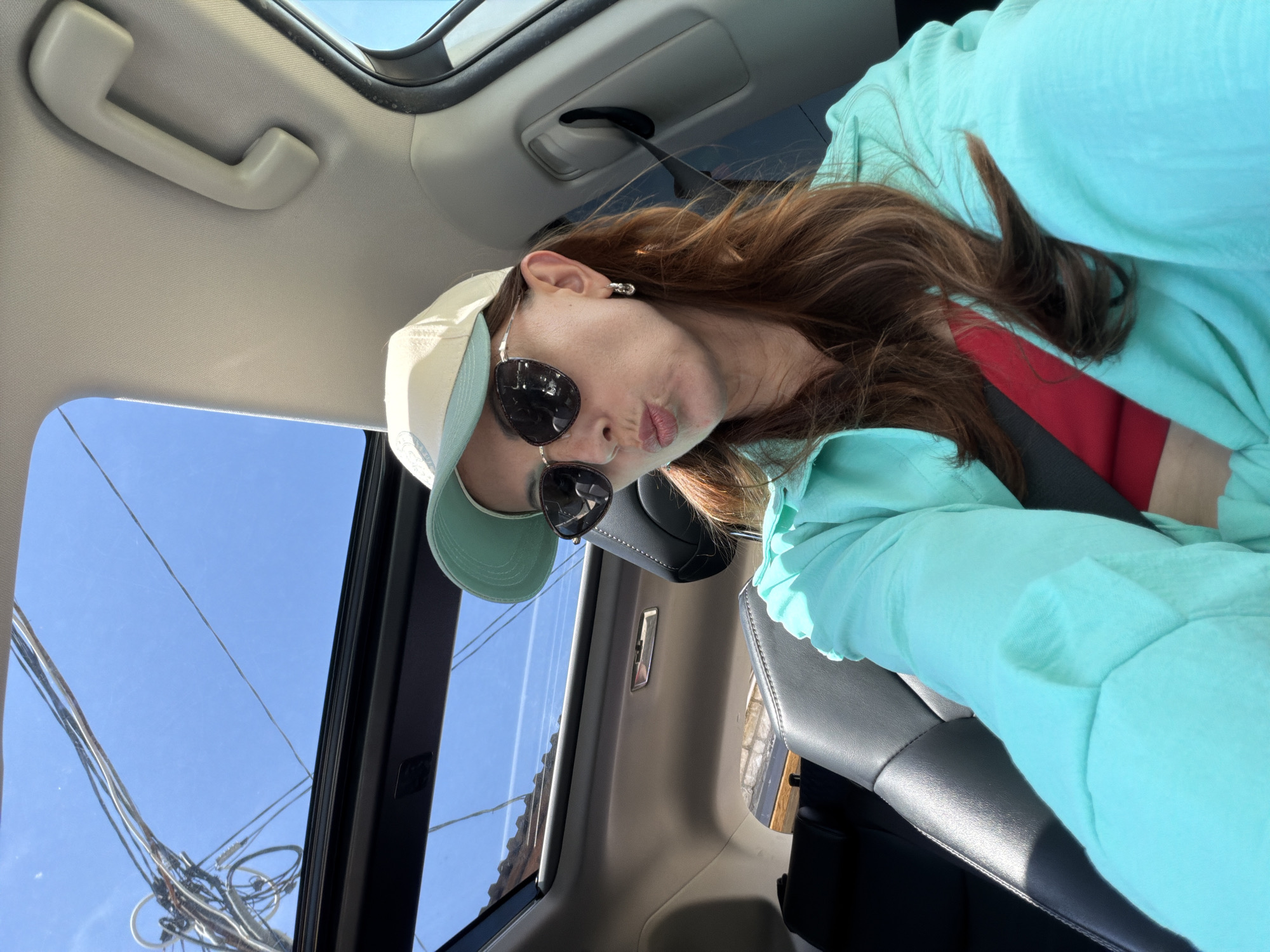 Morning scenes captured in Birobidzhan: selfies, work, pizza