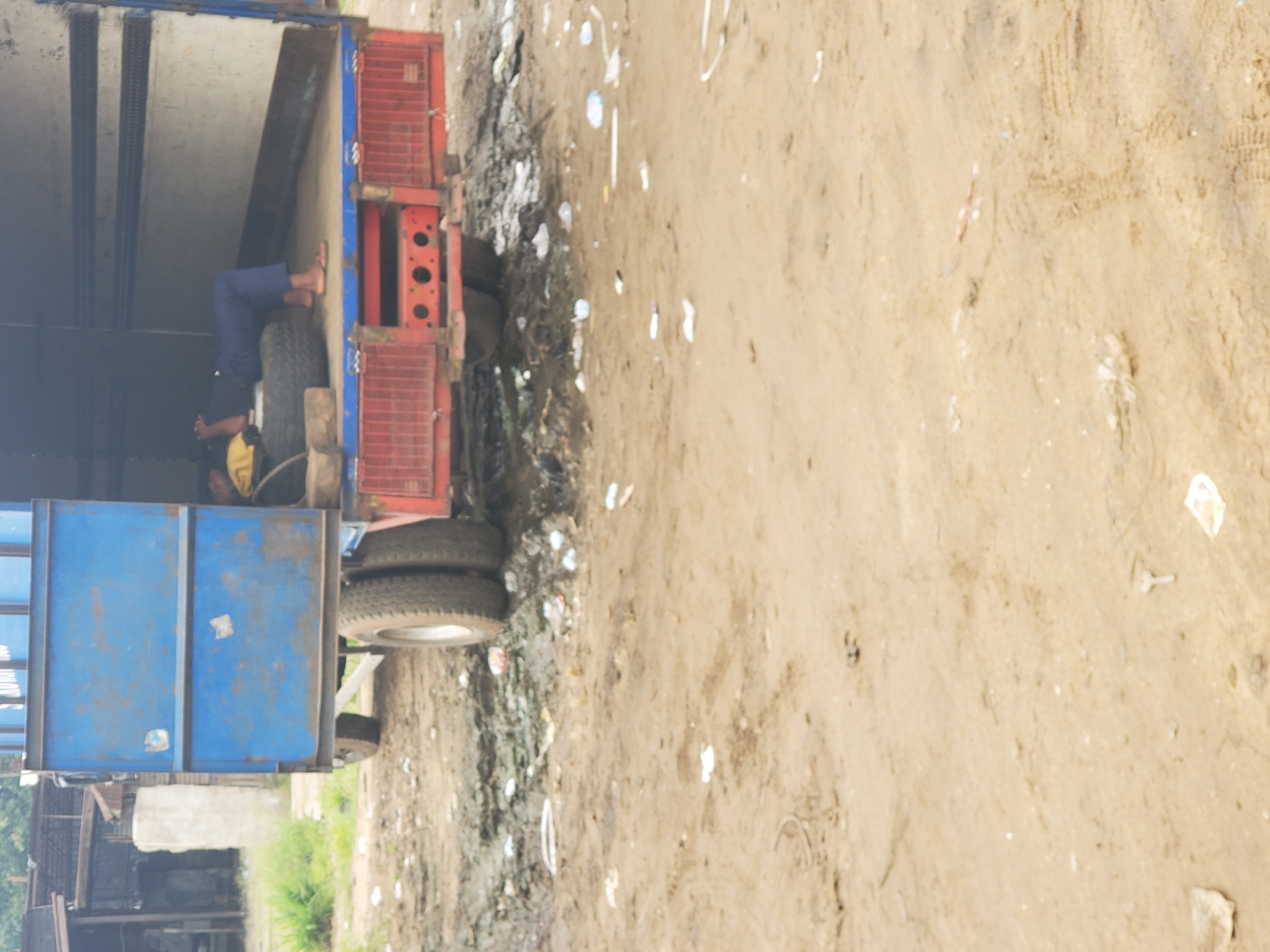 Daily commerce and street life documented in Fegge, Nigeria