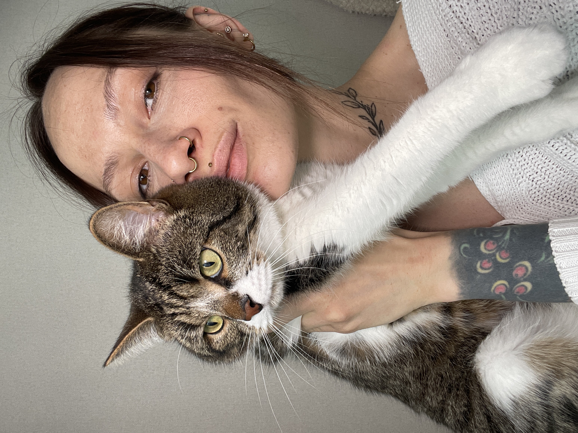Morning selfies and pet moments captured across Russian cities