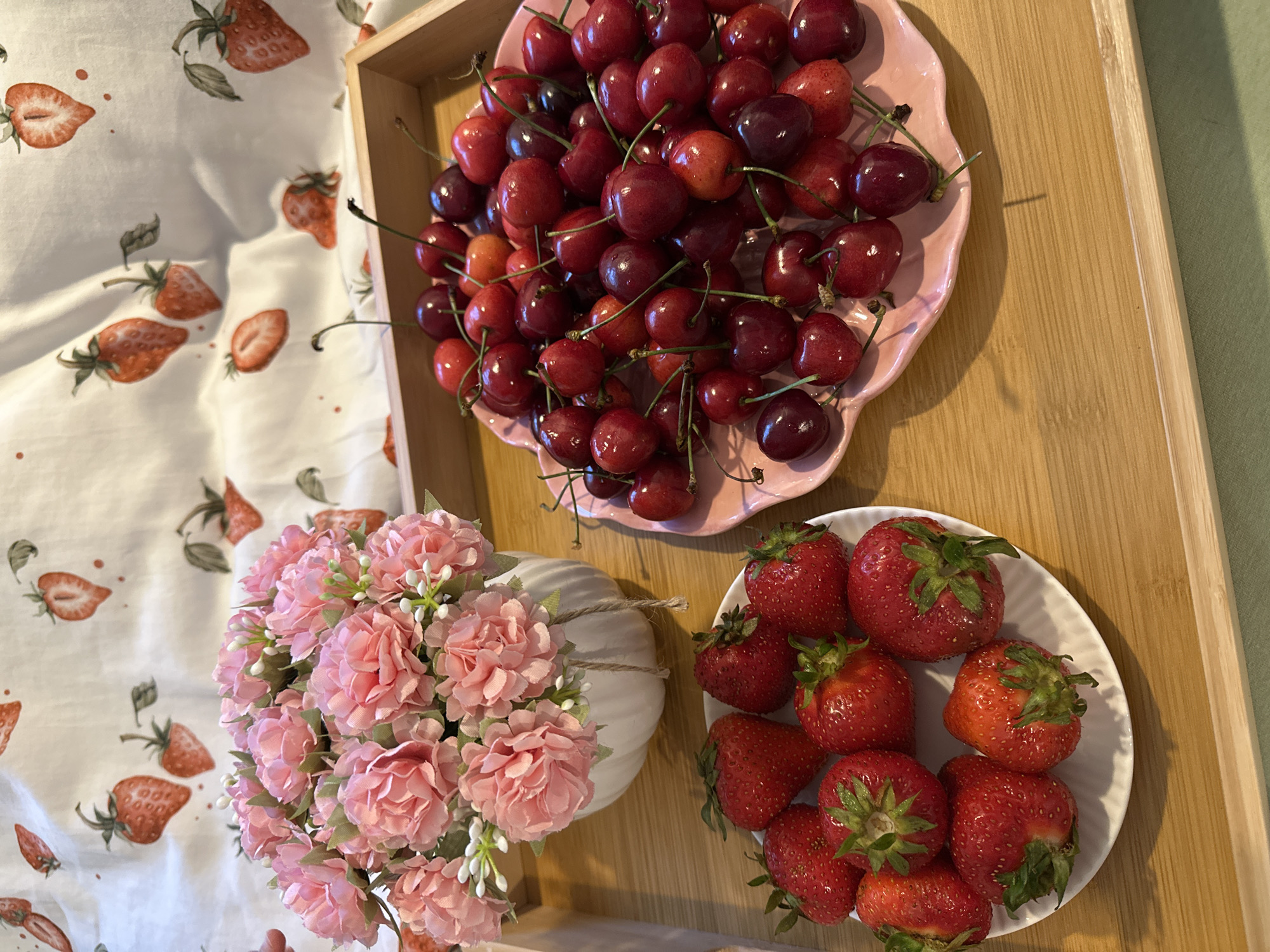 Fruit display arranged on wooden tray in Wisła, Poland