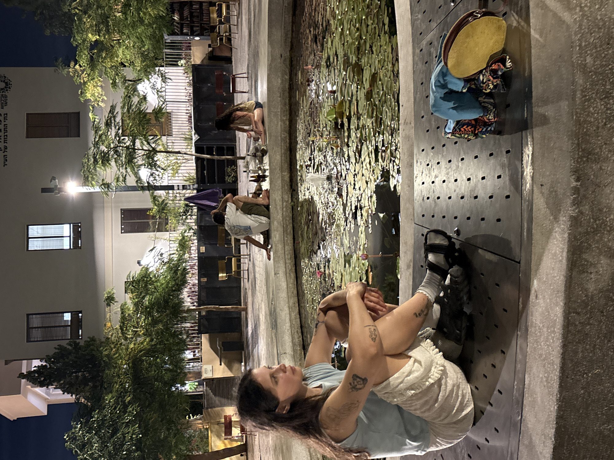 Chill afternoon scenes at a Tel Aviv park with dogs