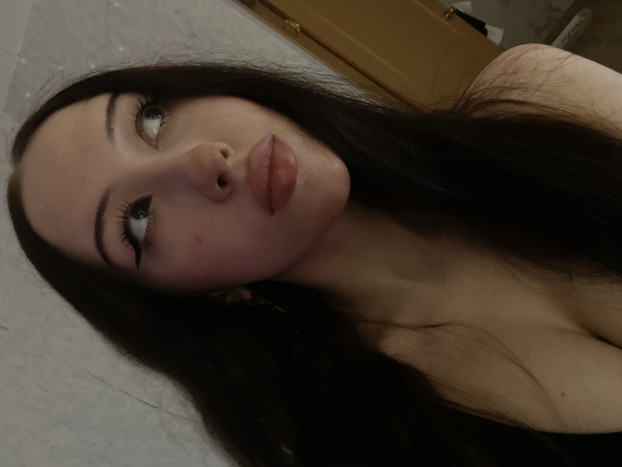 Indoor moments with cats, selfies, and street scenes in Votkinsk