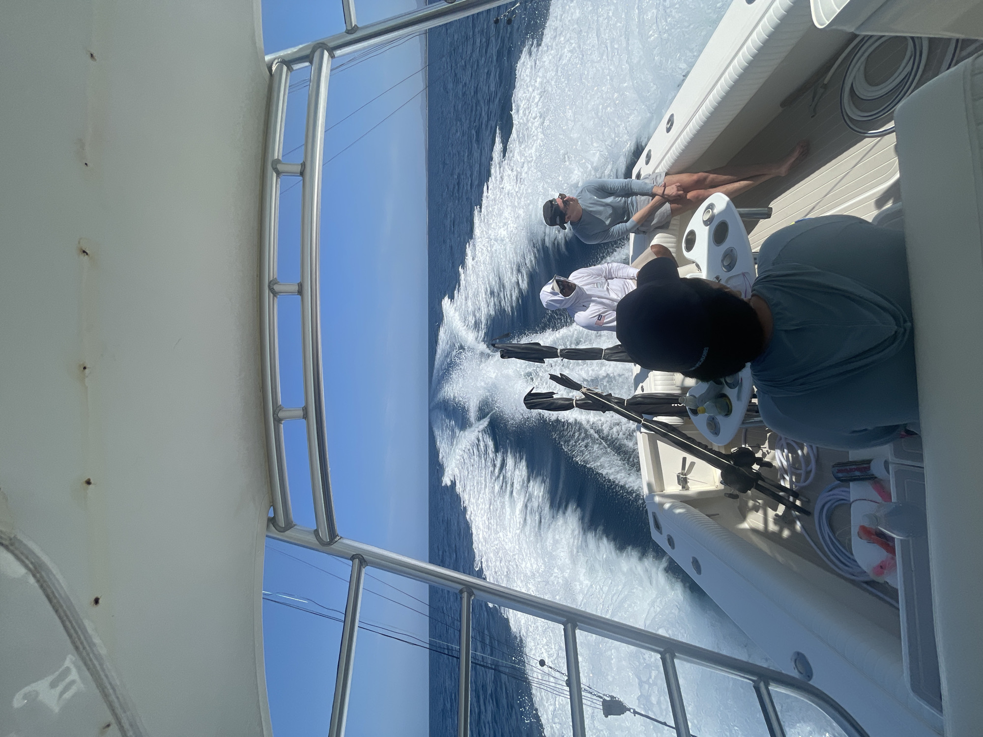 Powerboat with three aboard speeds through Mexican waters