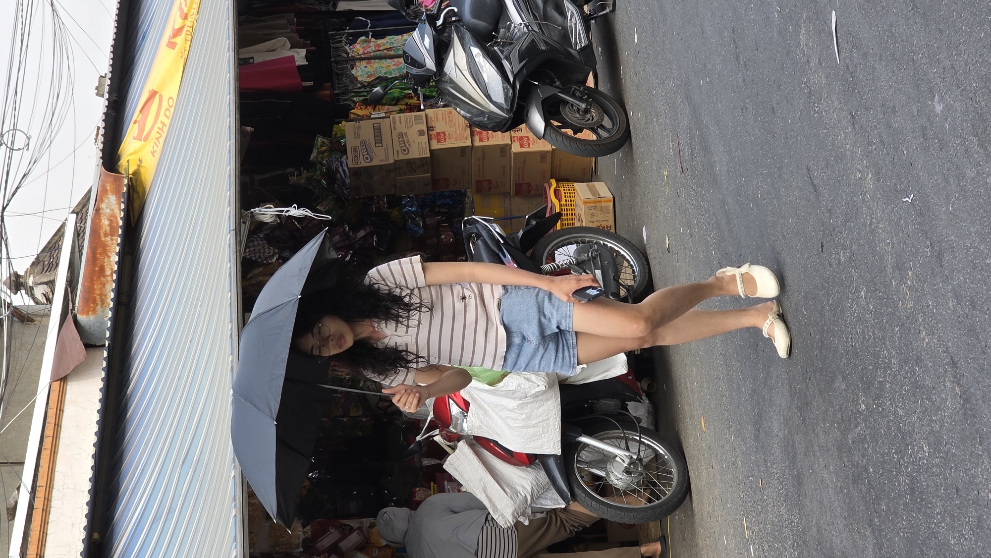 Morning street life documented in Nha Trang Ward
