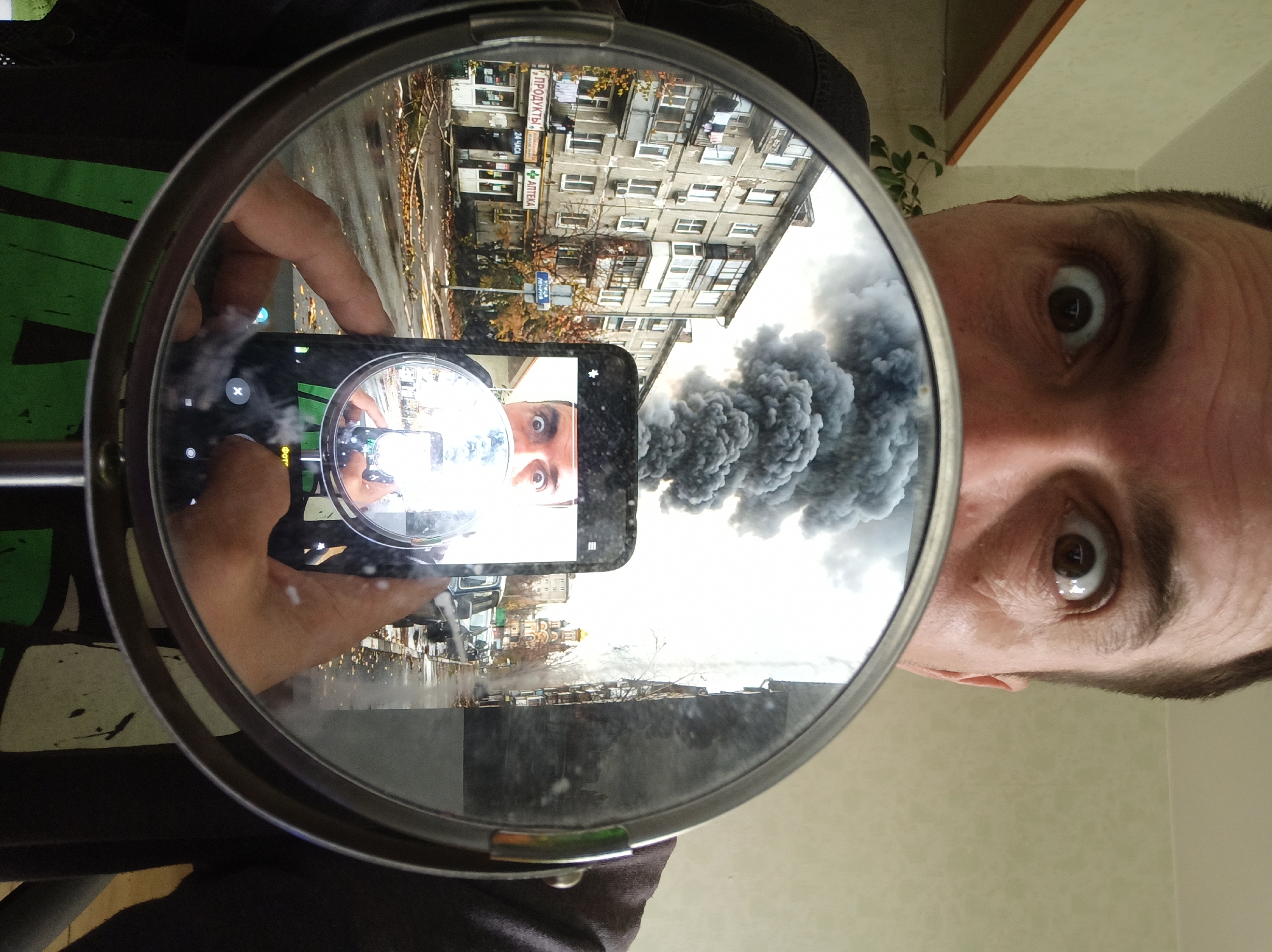 Rooftop views, mirror selfies, and odd details in Nizhny Novgorod
