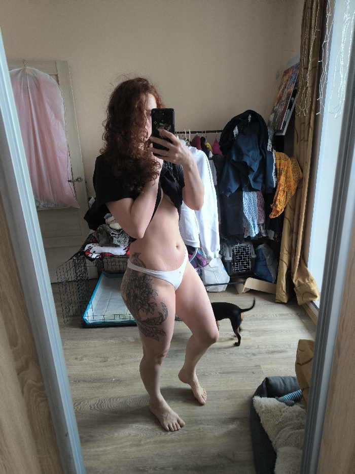 Woman's morning routine captured in Saint Petersburg apartment