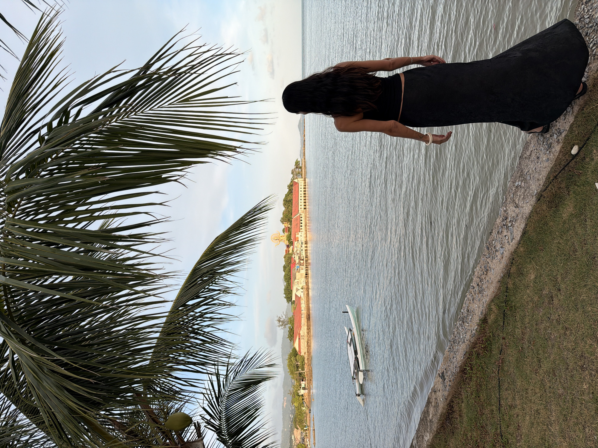 Stillness by the water on a cloudy Ko Samui evening