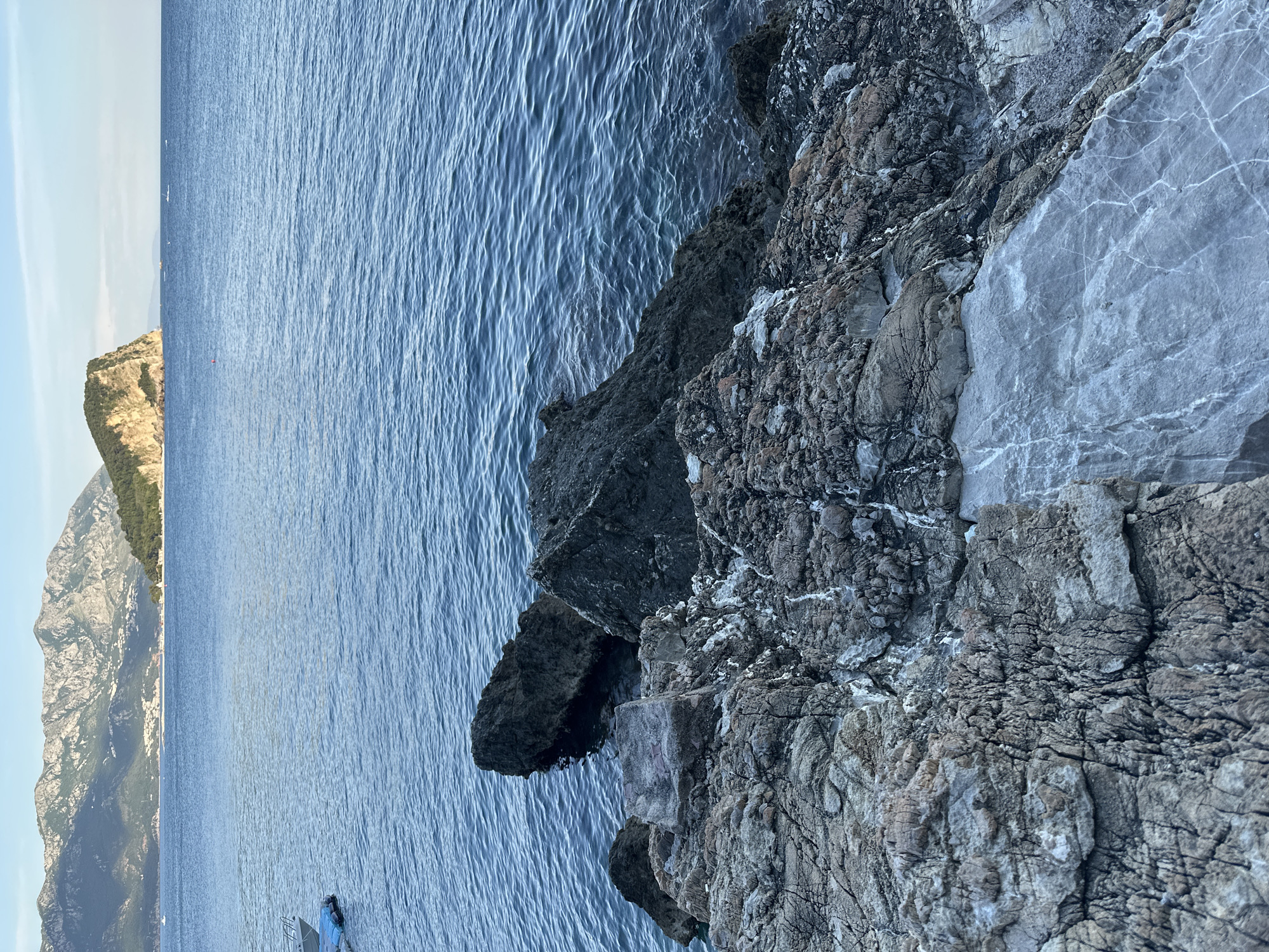 Afternoon scenes from Budva's coast and karaoke venues documented