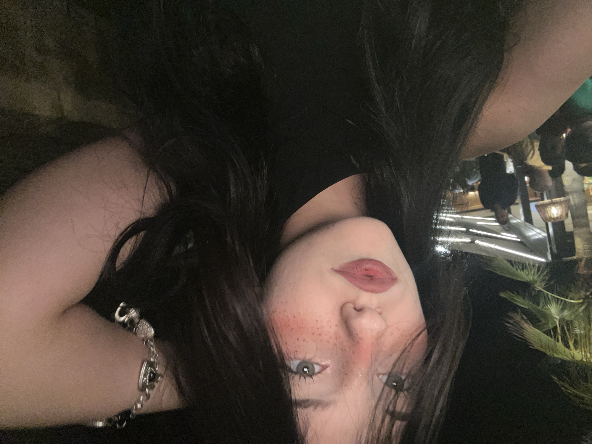 Night out in Cupra Marittima, selfies and a smoke break