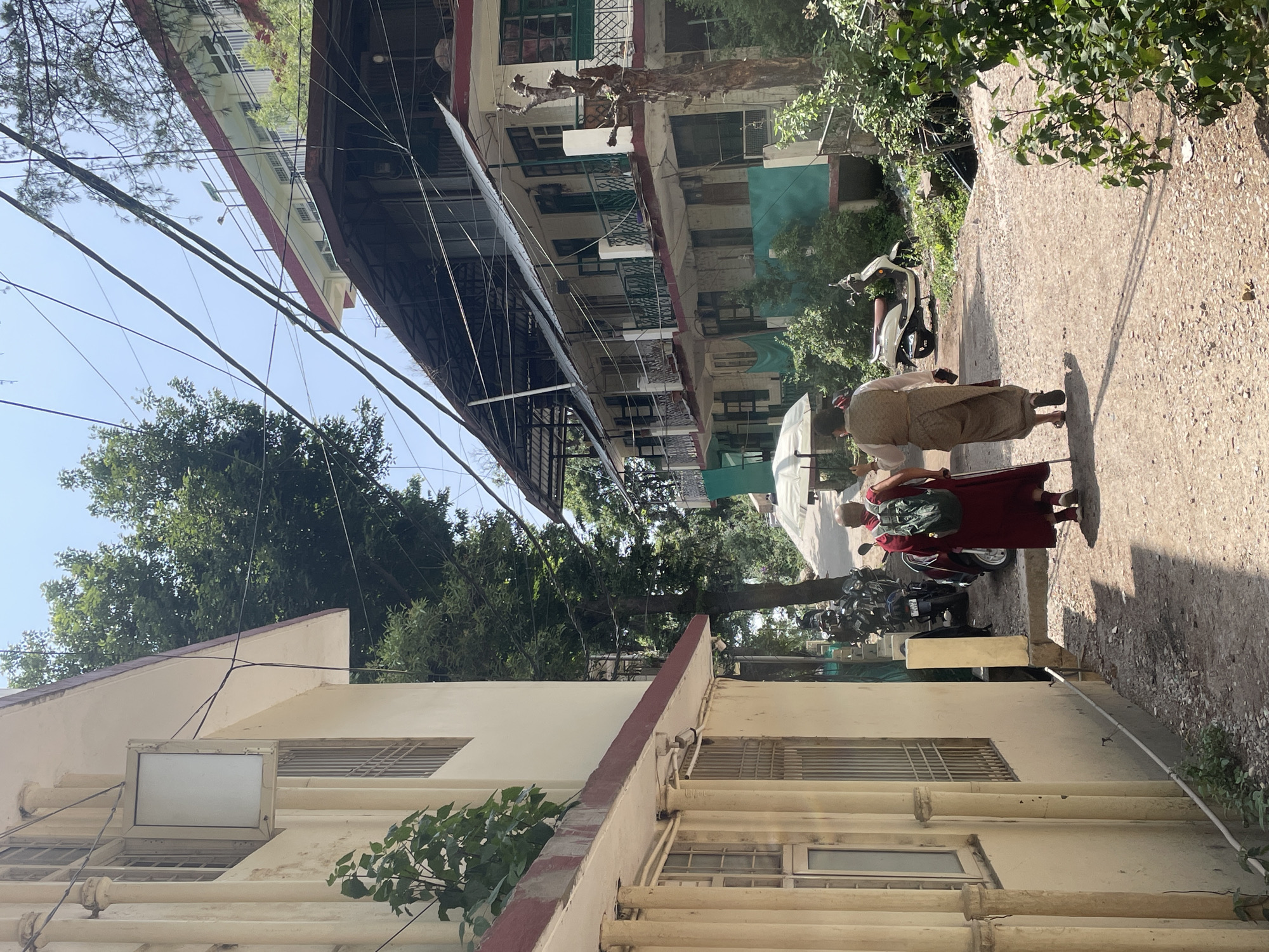Morning walk through Dharamshala streets captures local Tibetan architecture