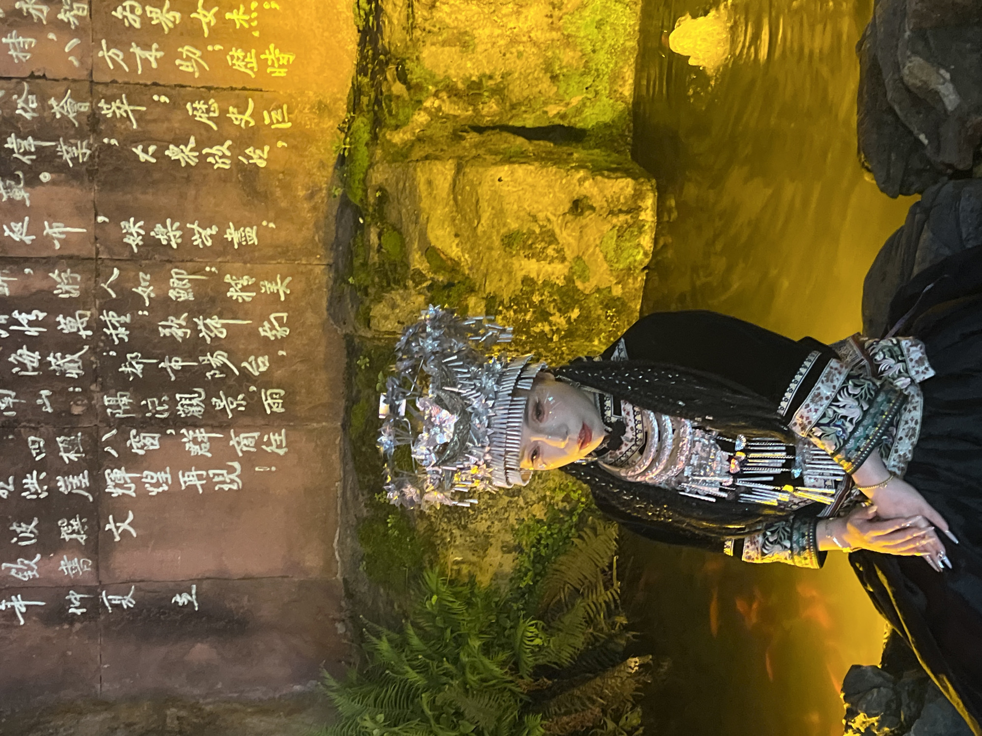 Traditional dress cultural celebration draws crowds in Chongqing district
