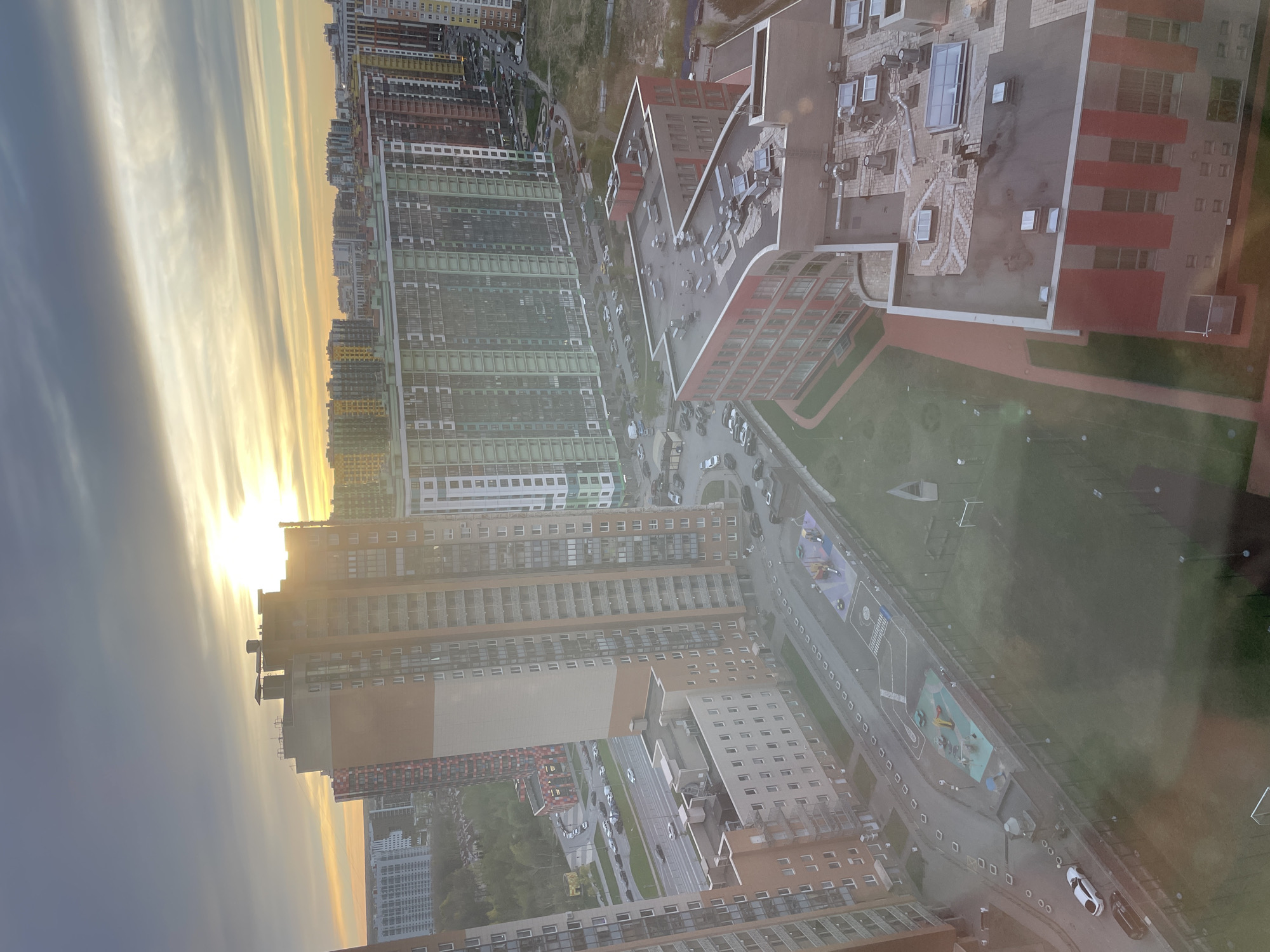 Saint Petersburg resident captures sunset cityscape, indoor cats during evening